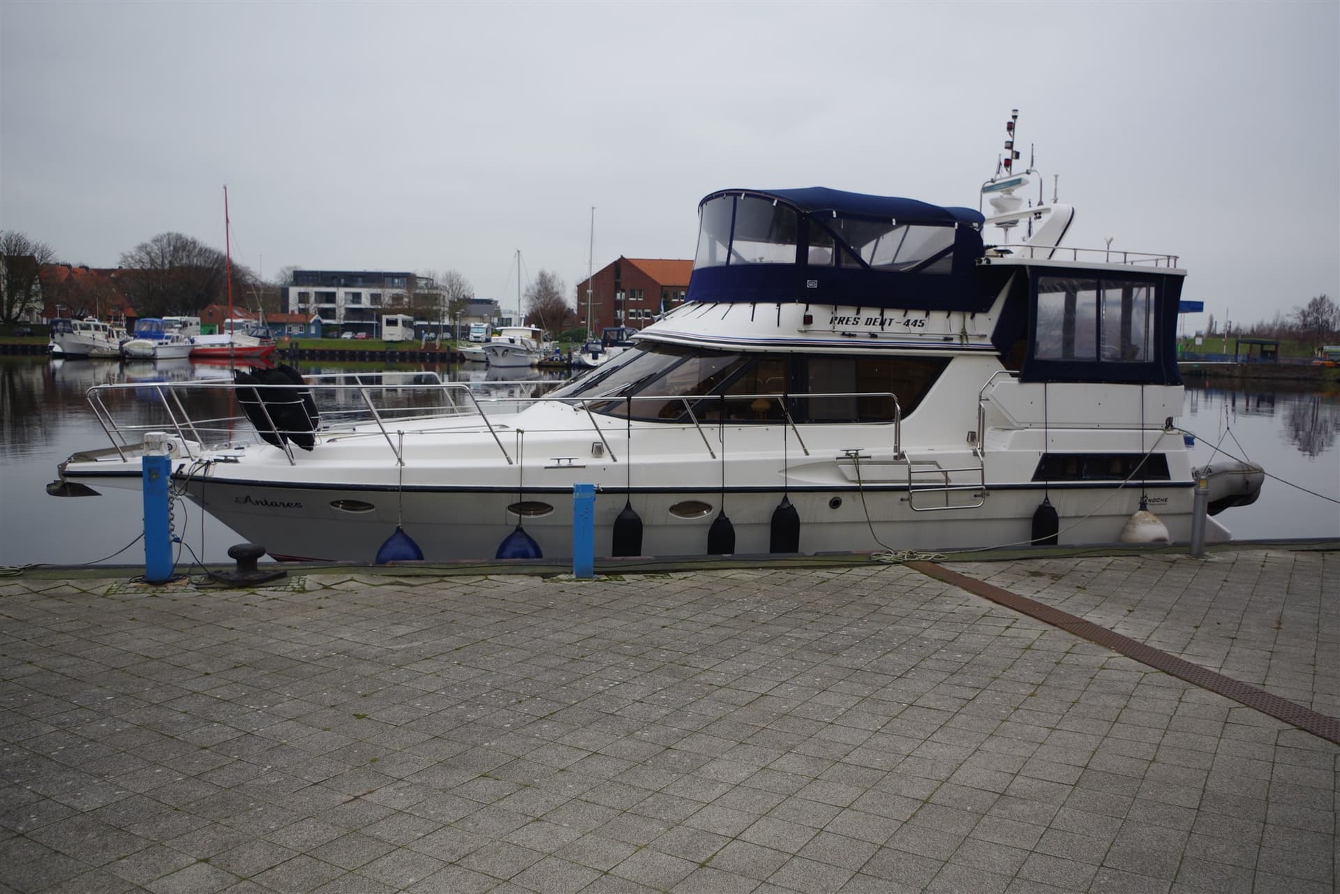 Edership President 445 - Interior View Edership President 445 - Interior View