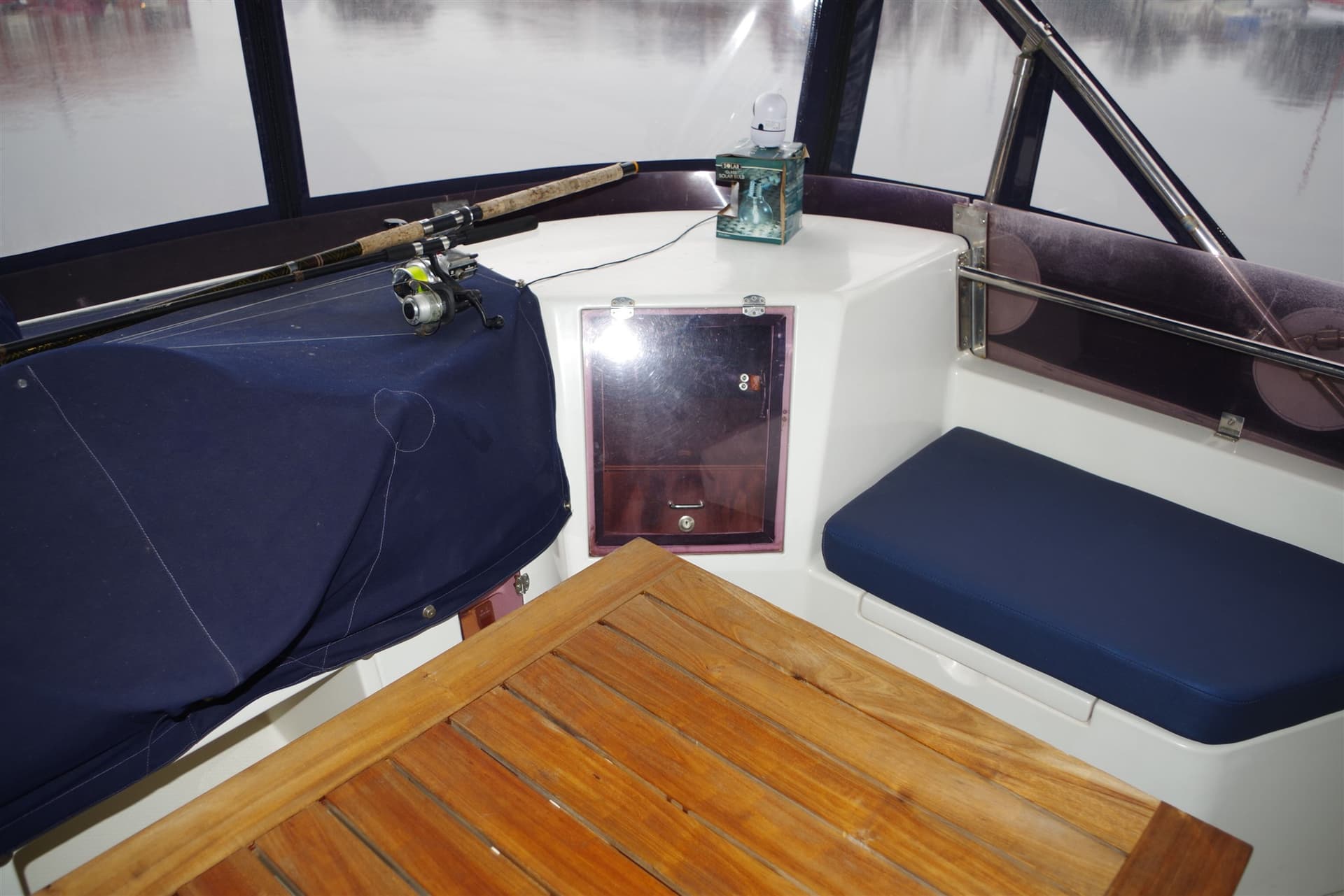 Edership President 445 - Deck View Edership President 445 - Deck View