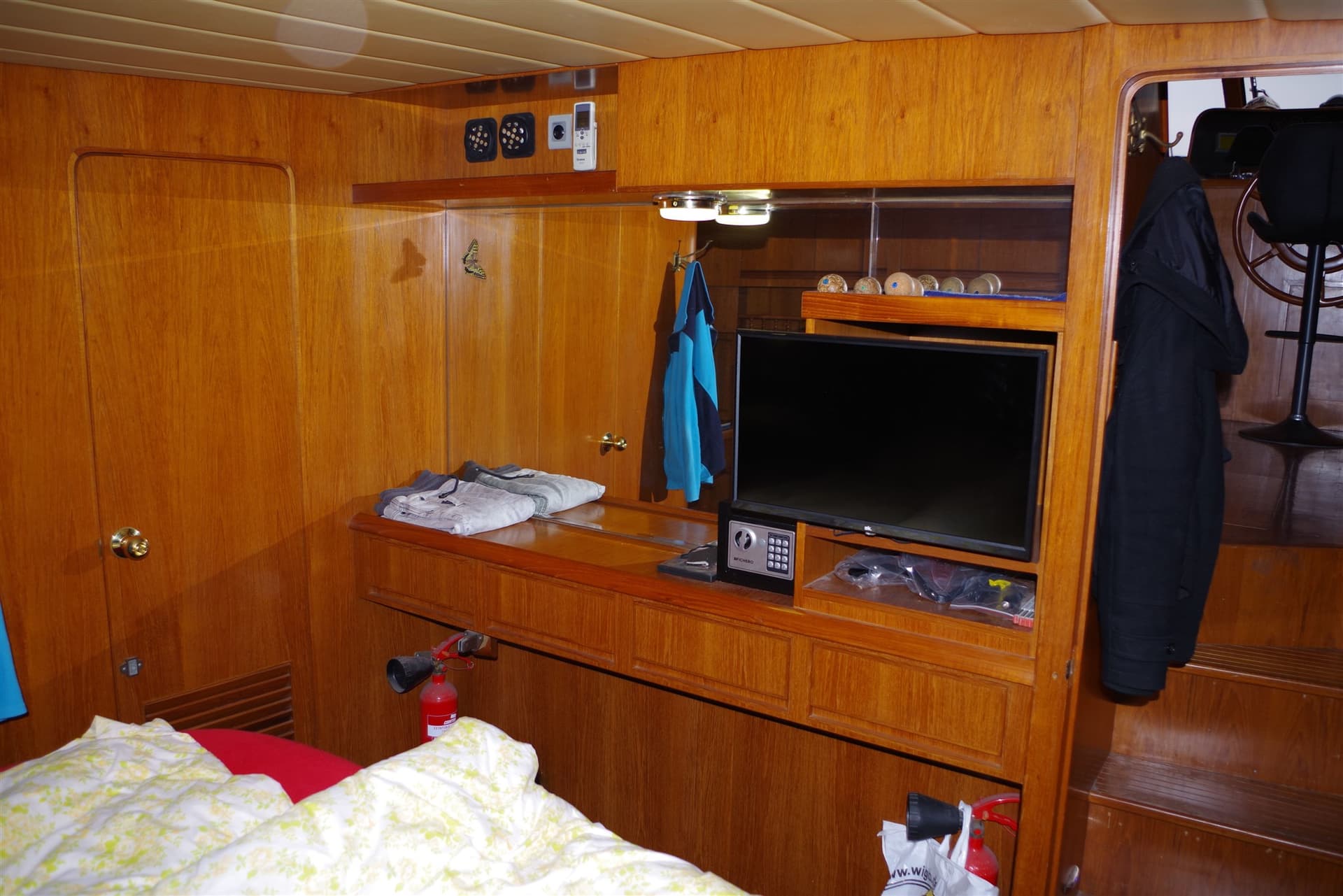 Edership President 445 used - hero image 18