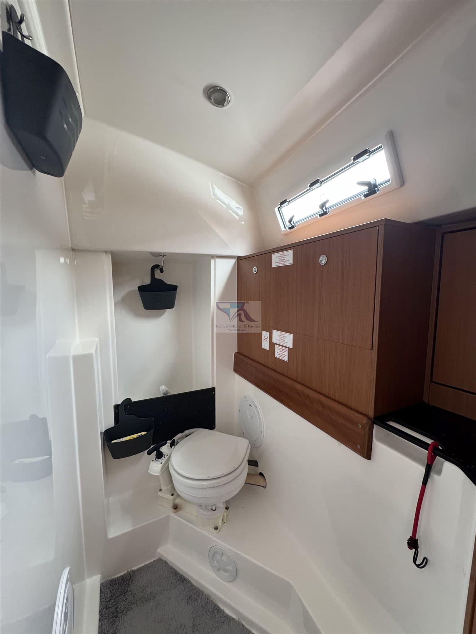 Bavaria 32 Cruiser usato - foto hero 22