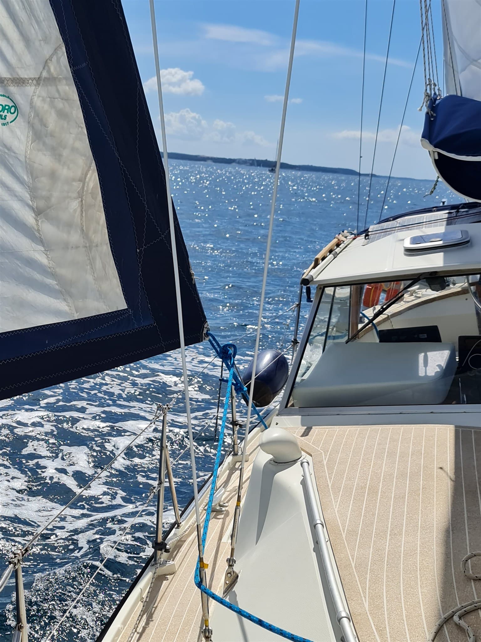 Fiskars Ab Finnsailer 38 Ketch - Interior View Fiskars Ab Finnsailer 38 Ketch - Interior View