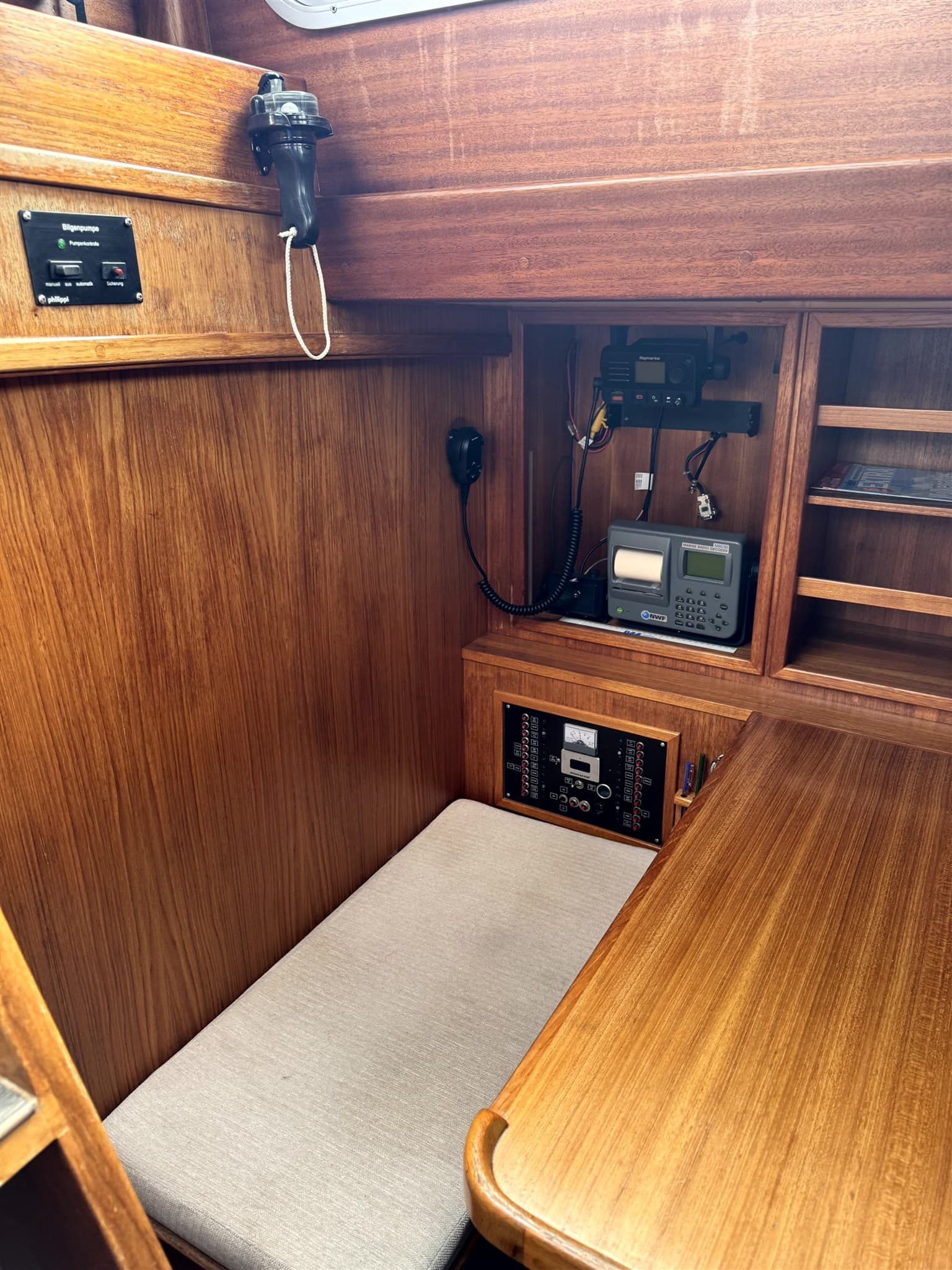 Uecker Yacht- und Bootsbau Rendsburg Fahrensmann 36 usato - foto hero 20