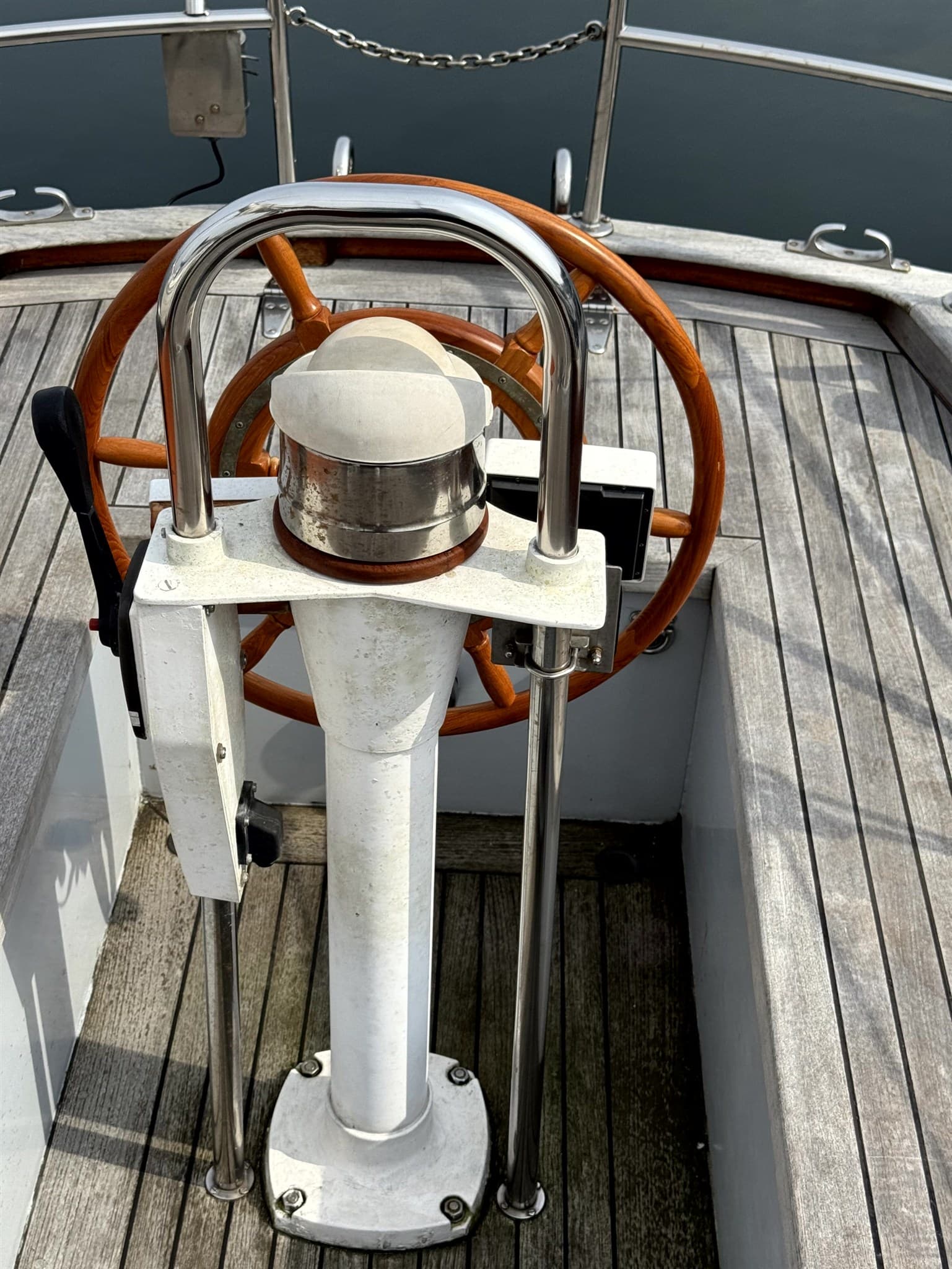 Uecker Yacht- und Bootsbau Rendsburg Fahrensmann 36 usato - foto hero 7