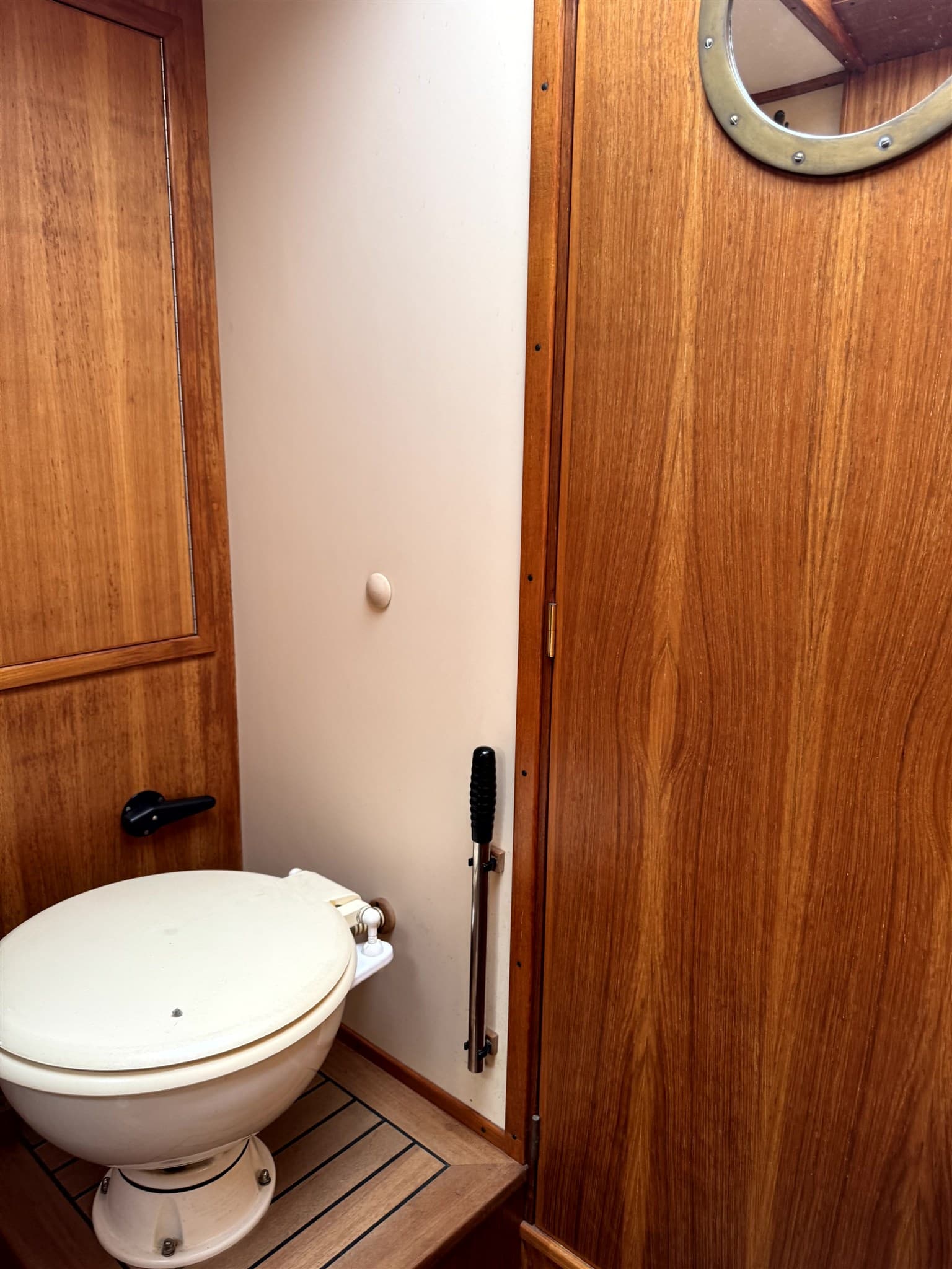 Uecker Yacht- und Bootsbau Rendsburg Fahrensmann 36 usato - foto hero 15
