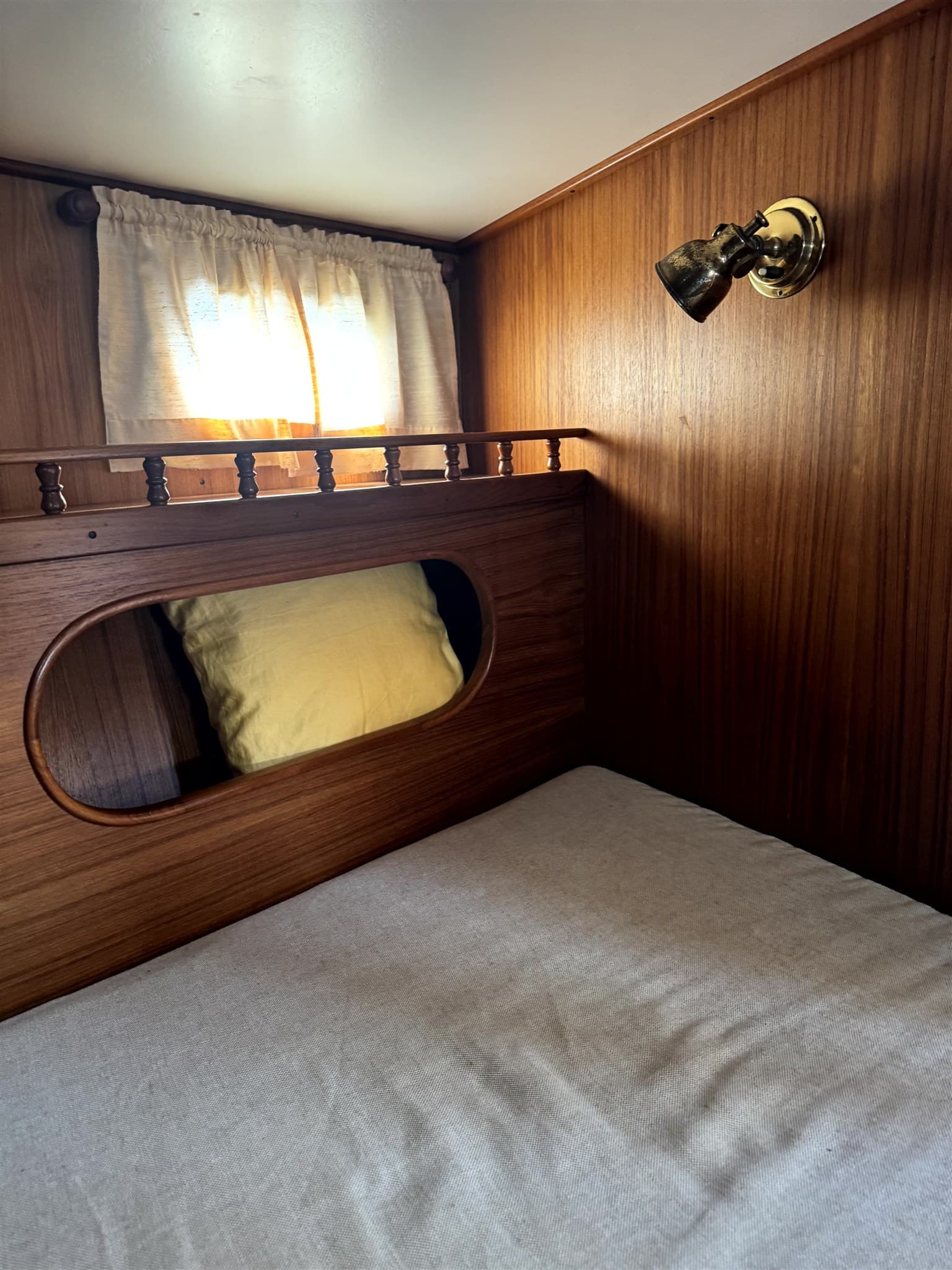 Uecker Yacht- und Bootsbau Rendsburg Fahrensmann 36 usato - foto hero 18