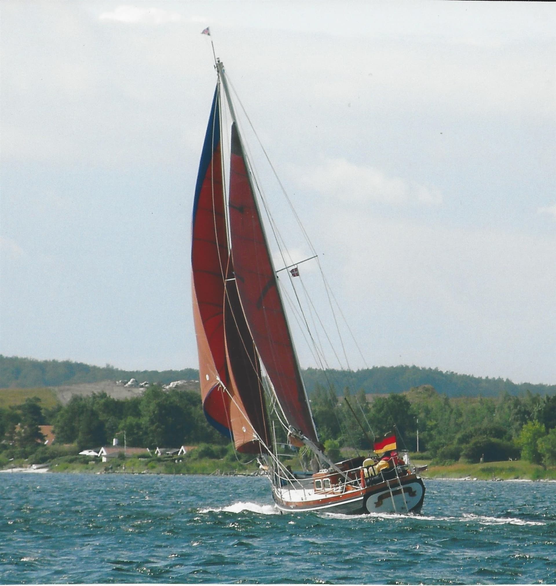 Uecker Yacht- und Bootsbau Rendsburg Fahrensmann 36 usato - foto hero 4