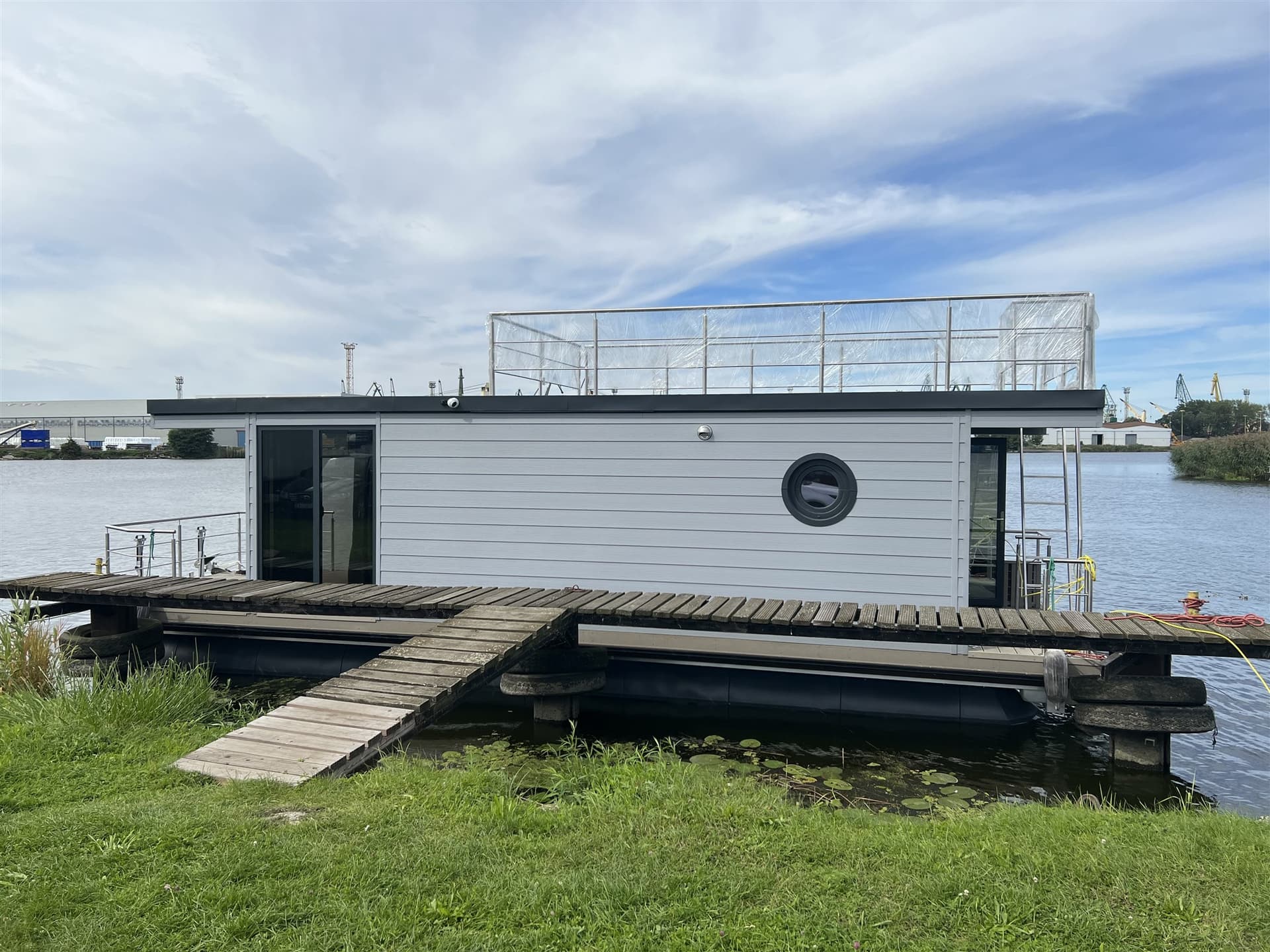 Aqua-House Hausboot Harmonia 340L usato - foto hero 11