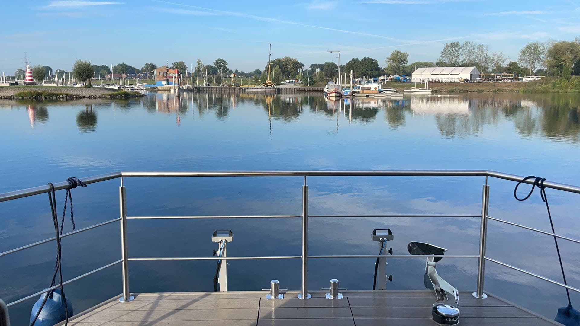 Aqua-House Hausboot Harmonia 340l - Interior View Aqua-House Hausboot Harmonia 340l - Interior View