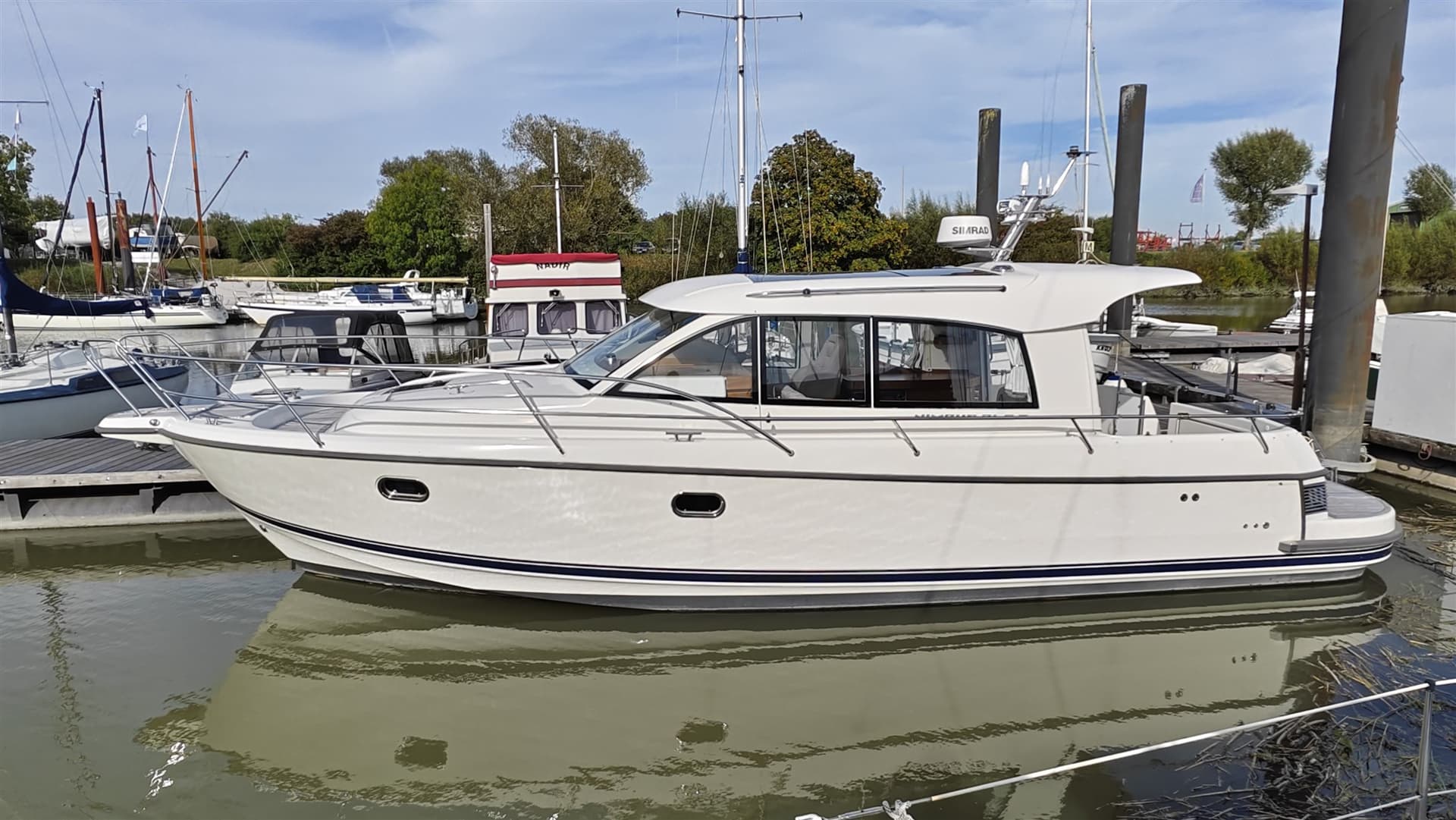 Nimbus 365 Coupe' - Main View Nimbus 365 Coupe' - Main View