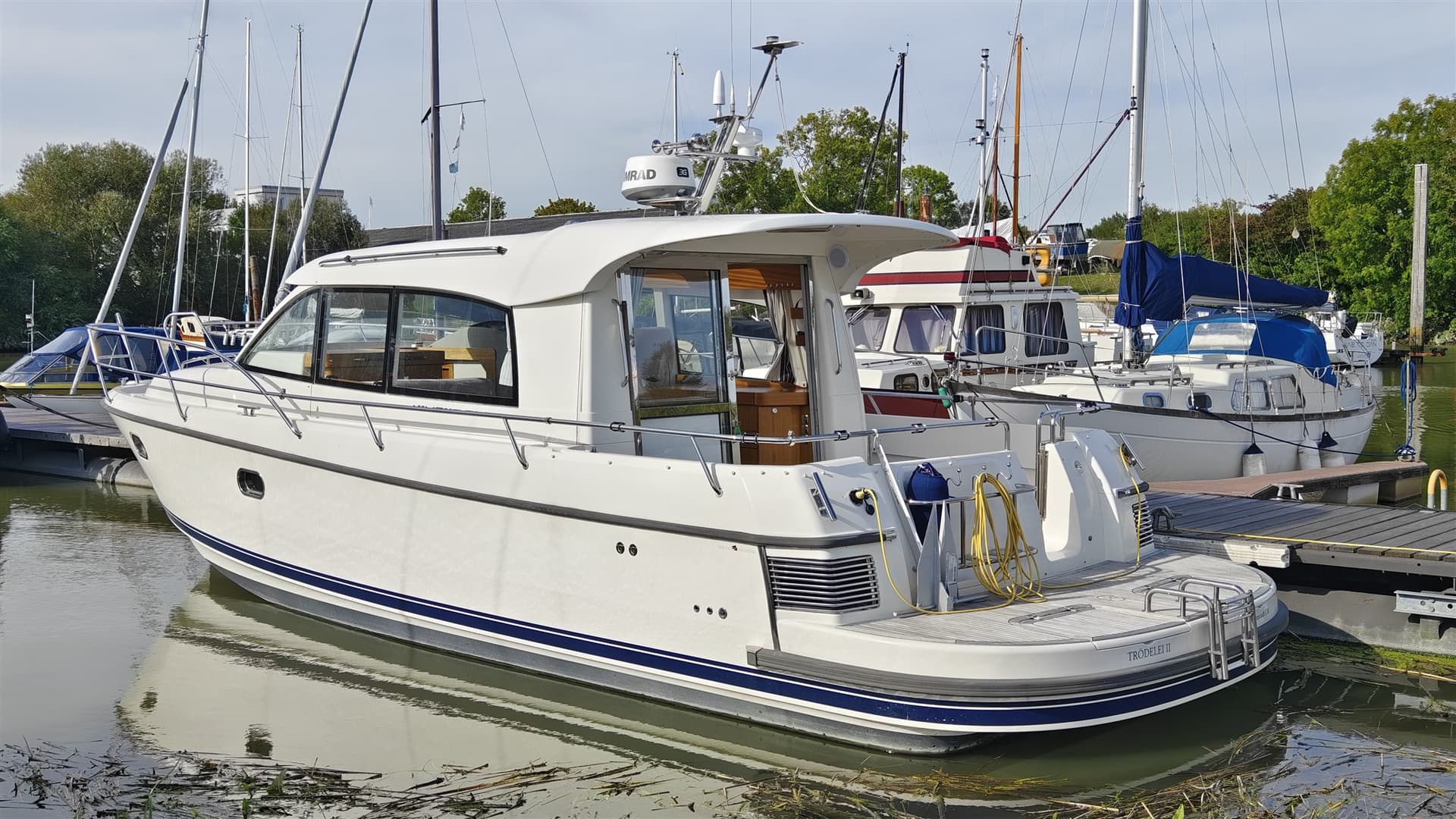 Nimbus 365 Coupe' - Deck View Nimbus 365 Coupe' - Deck View