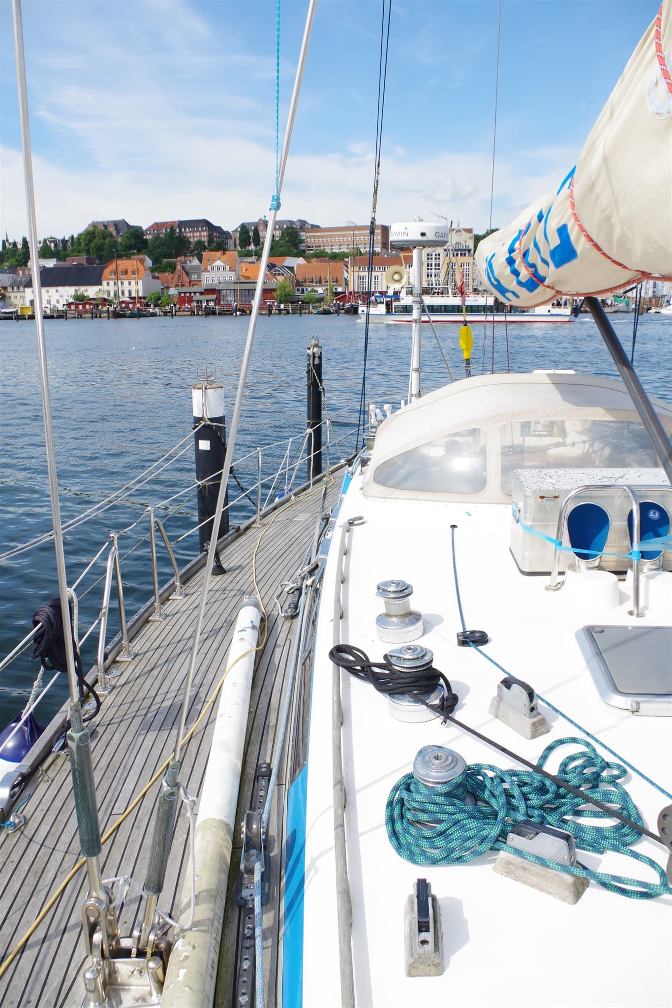 Hylas 51 Ocean Race - Interior View Hylas 51 Ocean Race - Interior View