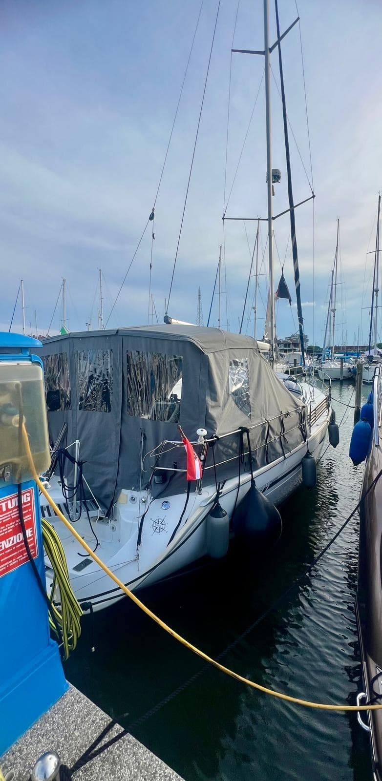 Bavaria Bavaria 36 Cruiser - Detail View 1 Bavaria Bavaria 36 Cruiser - Detail View 1