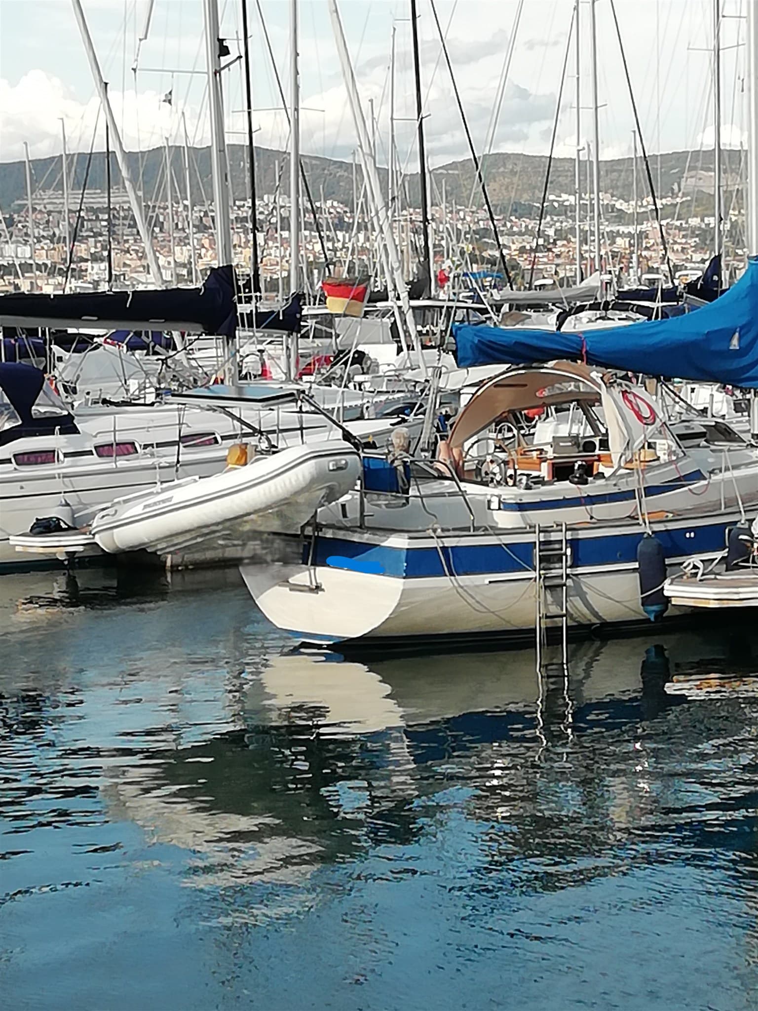 Hallberg Rassy 352 used - hero image 5