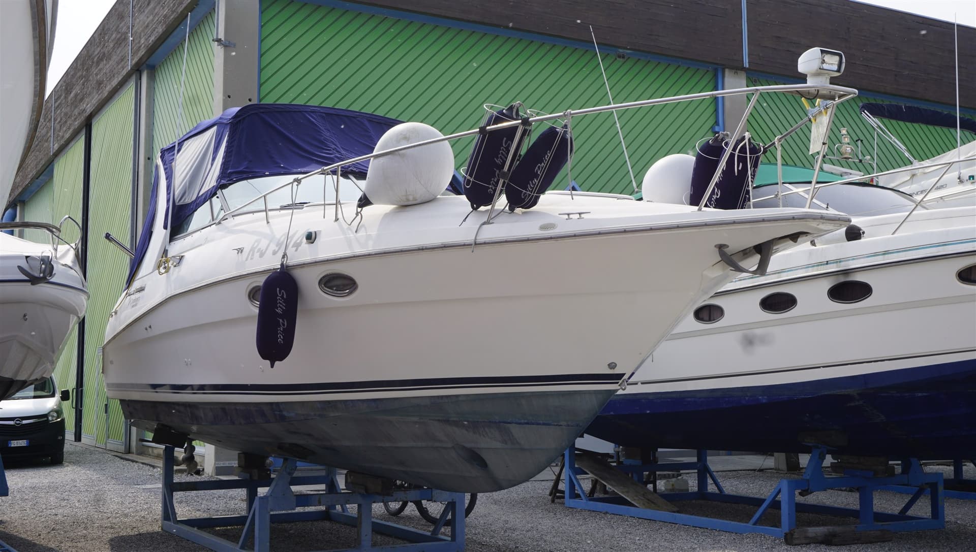Cruisers Yachts Cruisers 3175 Rogue used - detail 3