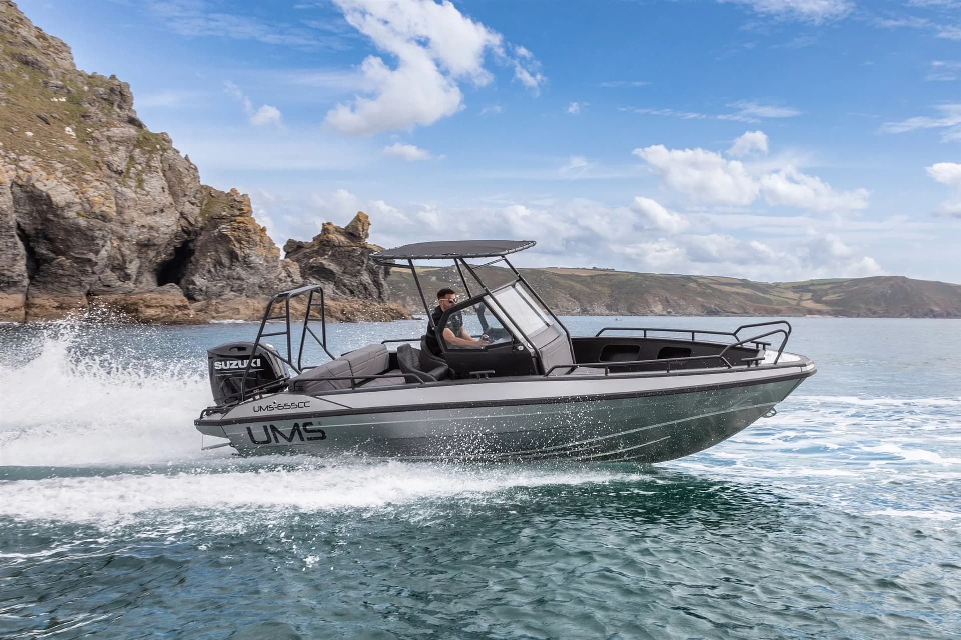 UMS boats Ums 655 Cc Pro - Interior View UMS boats Ums 655 Cc Pro - Interior View