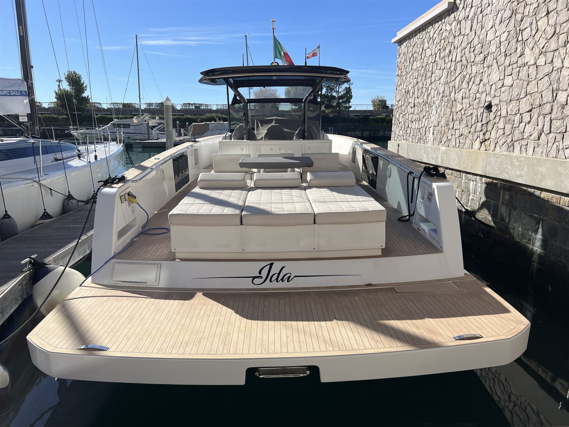 Cantiere del Pardo Pardo 43 - Detail View 1 Cantiere del Pardo Pardo 43 - Detail View 1