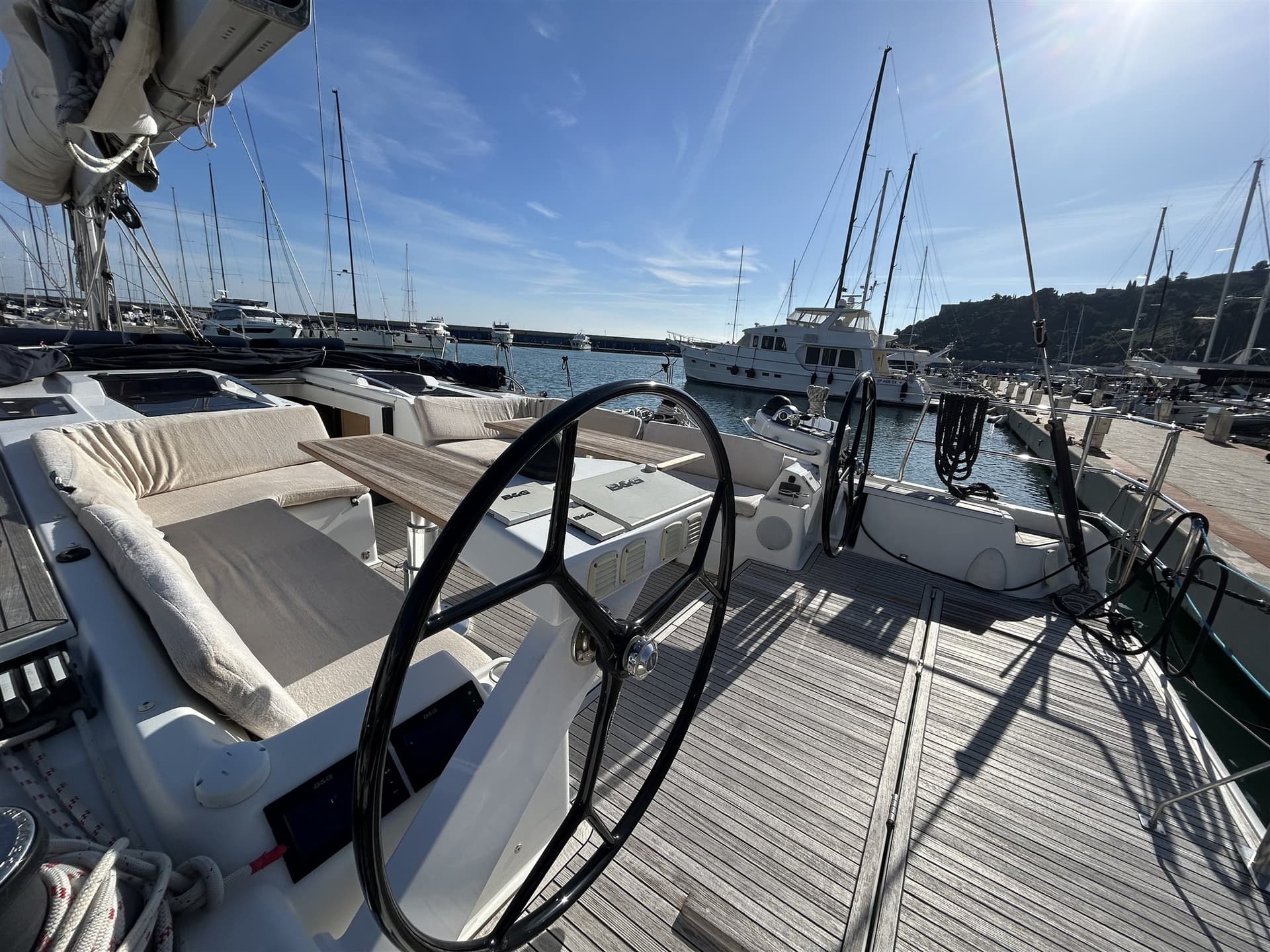 Hanse Hanse 575 - Detail View 1 Hanse Hanse 575 - Detail View 1