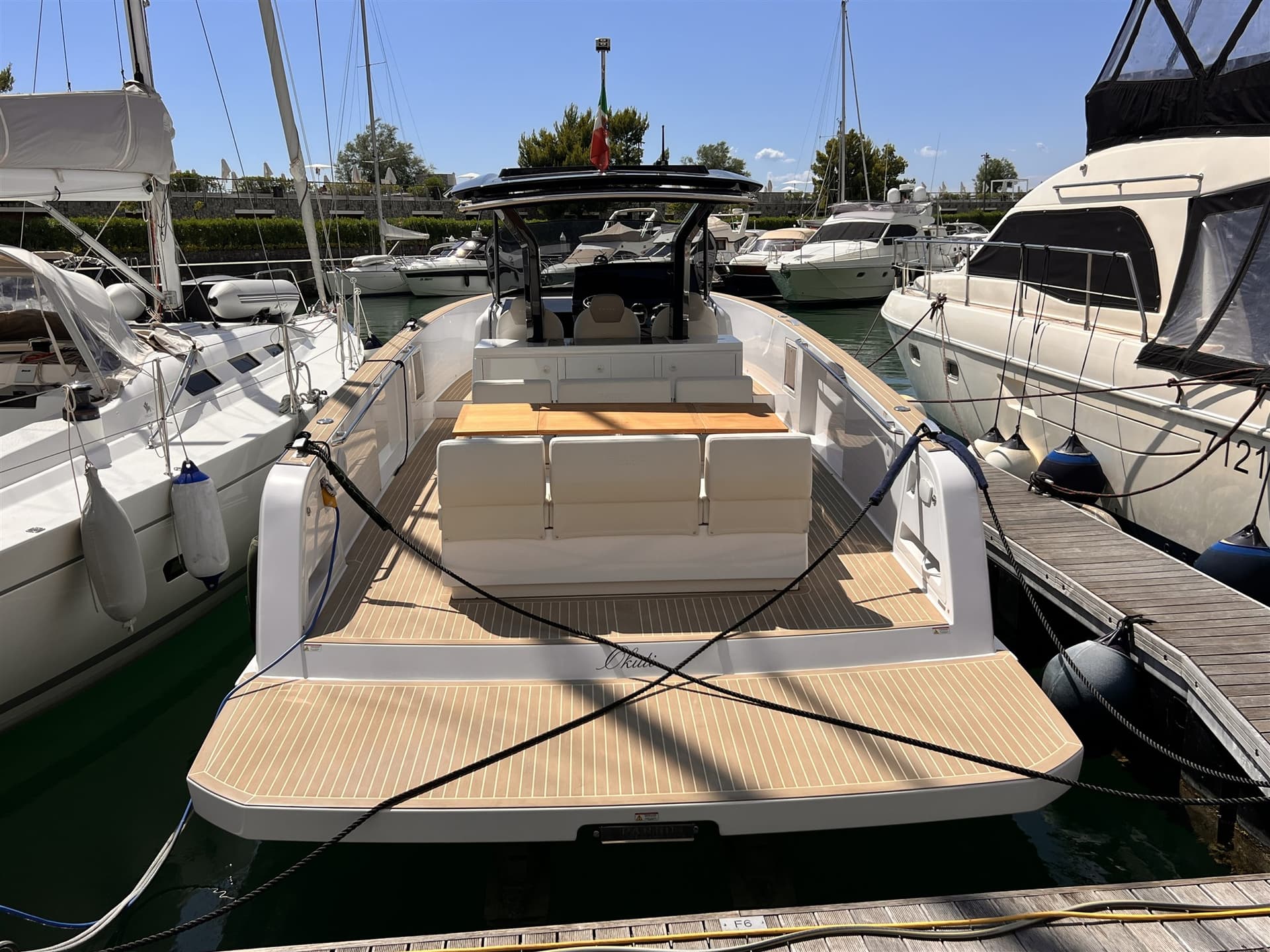 Cantiere del Pardo Pardo Yacht 38 - Deck View Cantiere del Pardo Pardo Yacht 38 - Deck View