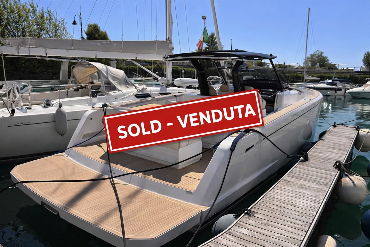 Cantiere del Pardo Pardo Yacht 38 - Main View Cantiere del Pardo Pardo Yacht 38 - Main View