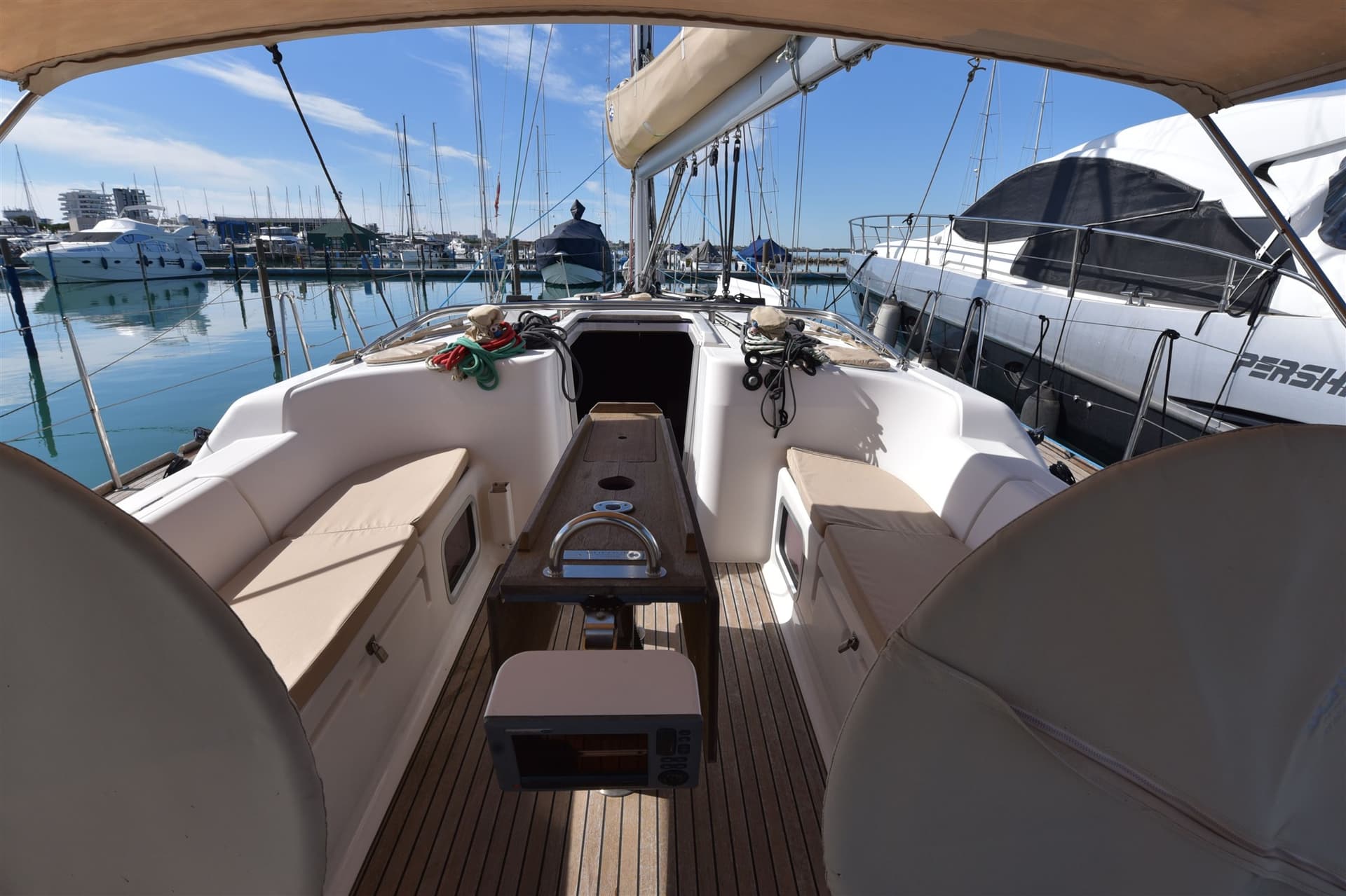 Dufour Yachts 425 Grand Large gebraucht - Detail 3