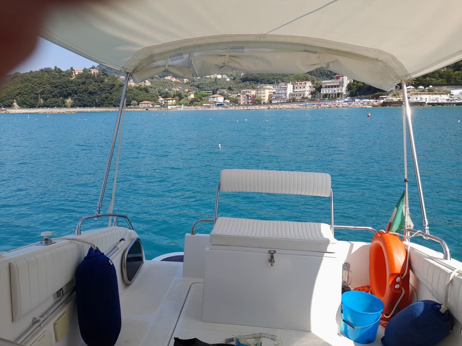 Manò Marine Mano' 24,50 Cruiser - Deck View Manò Marine Mano' 24,50 Cruiser - Deck View