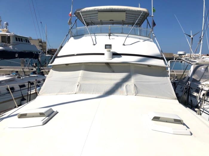 Bertram Yacht 46' Convertible - Deck View Bertram Yacht 46' Convertible - Deck View