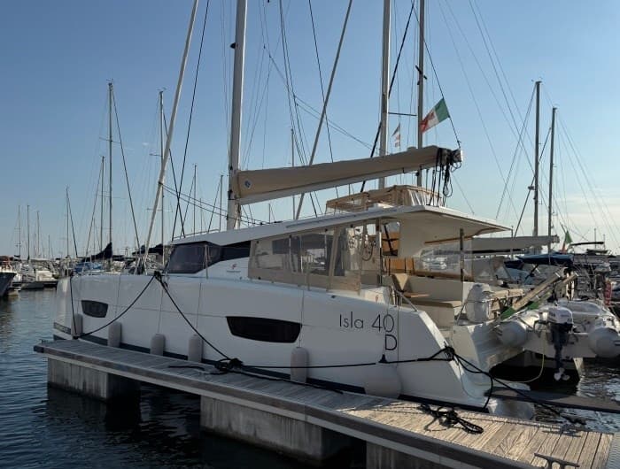 Fountaine Pajot Isla 40 - Main View Fountaine Pajot Isla 40 - Main View