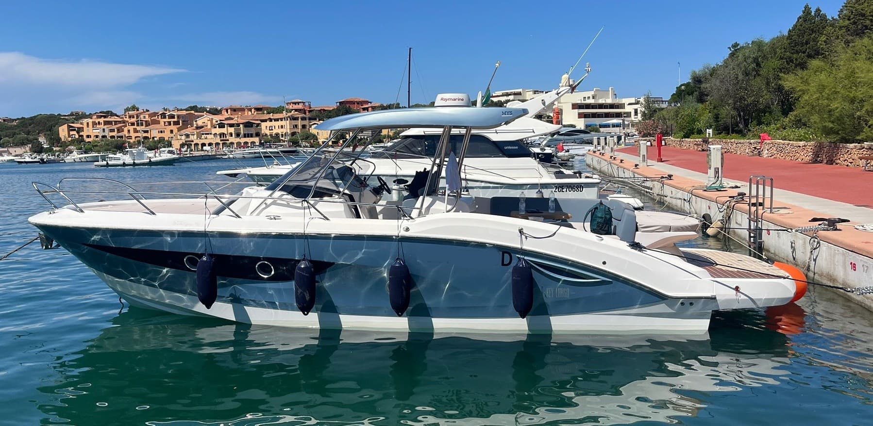 Sessa Marine Key Largo 34 Inboard used - detail 1