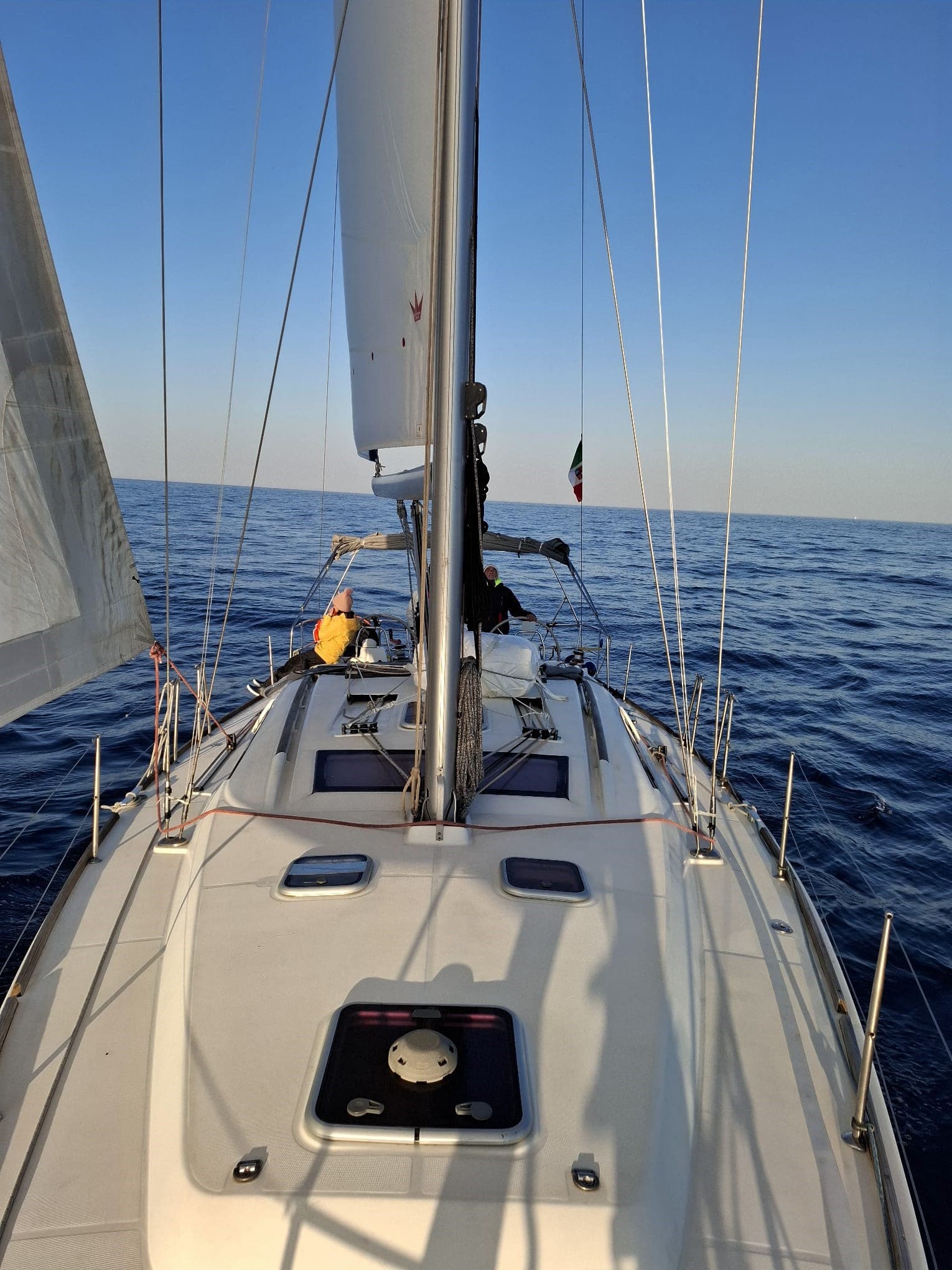 Beneteau OCEANIS 43 used - hero image 9