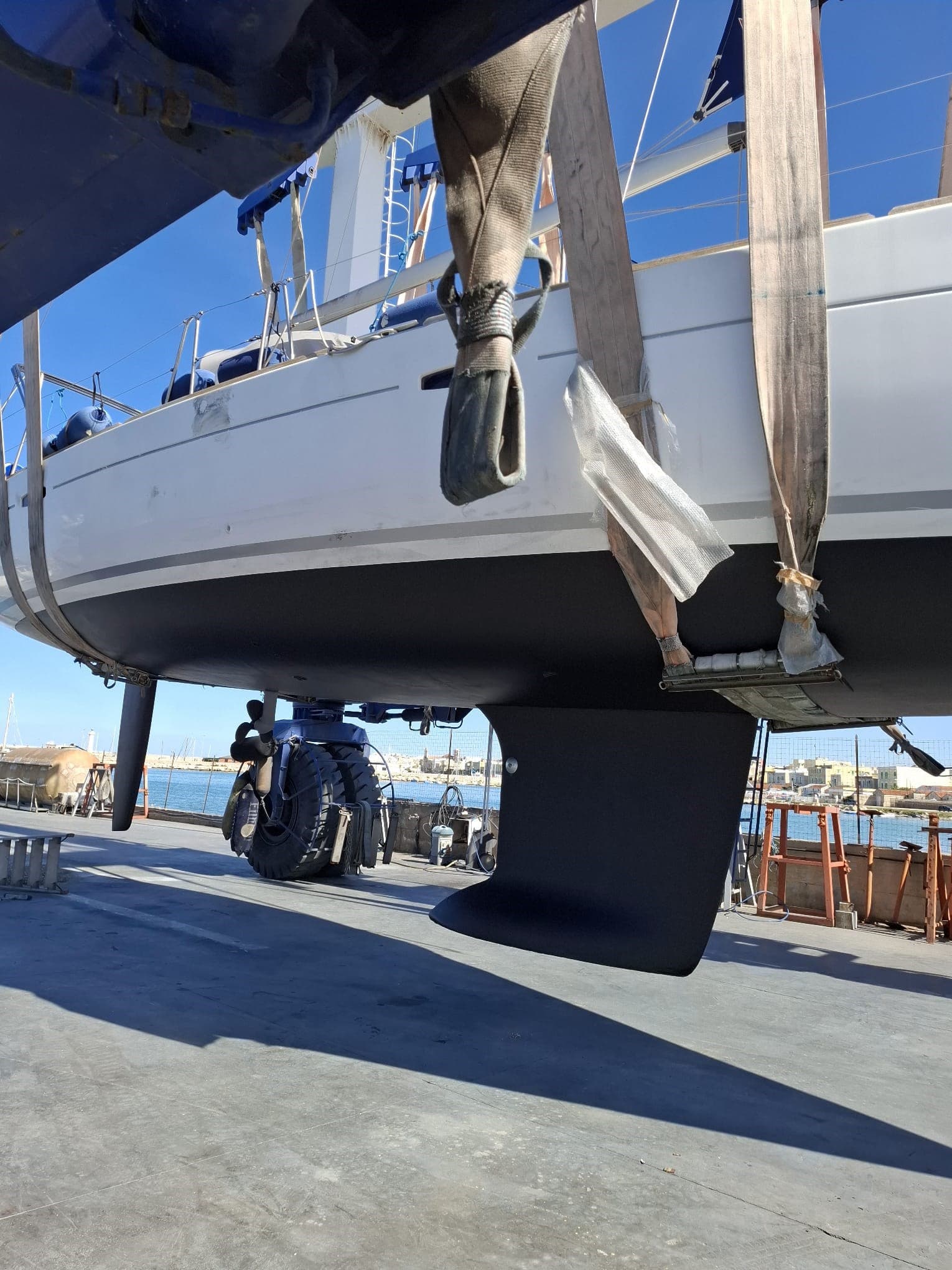 Beneteau OCEANIS 43 used - hero image 6