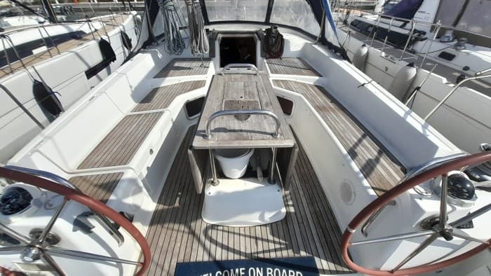 Jeanneau Jeanneau 53 - Deck View Jeanneau Jeanneau 53 - Deck View