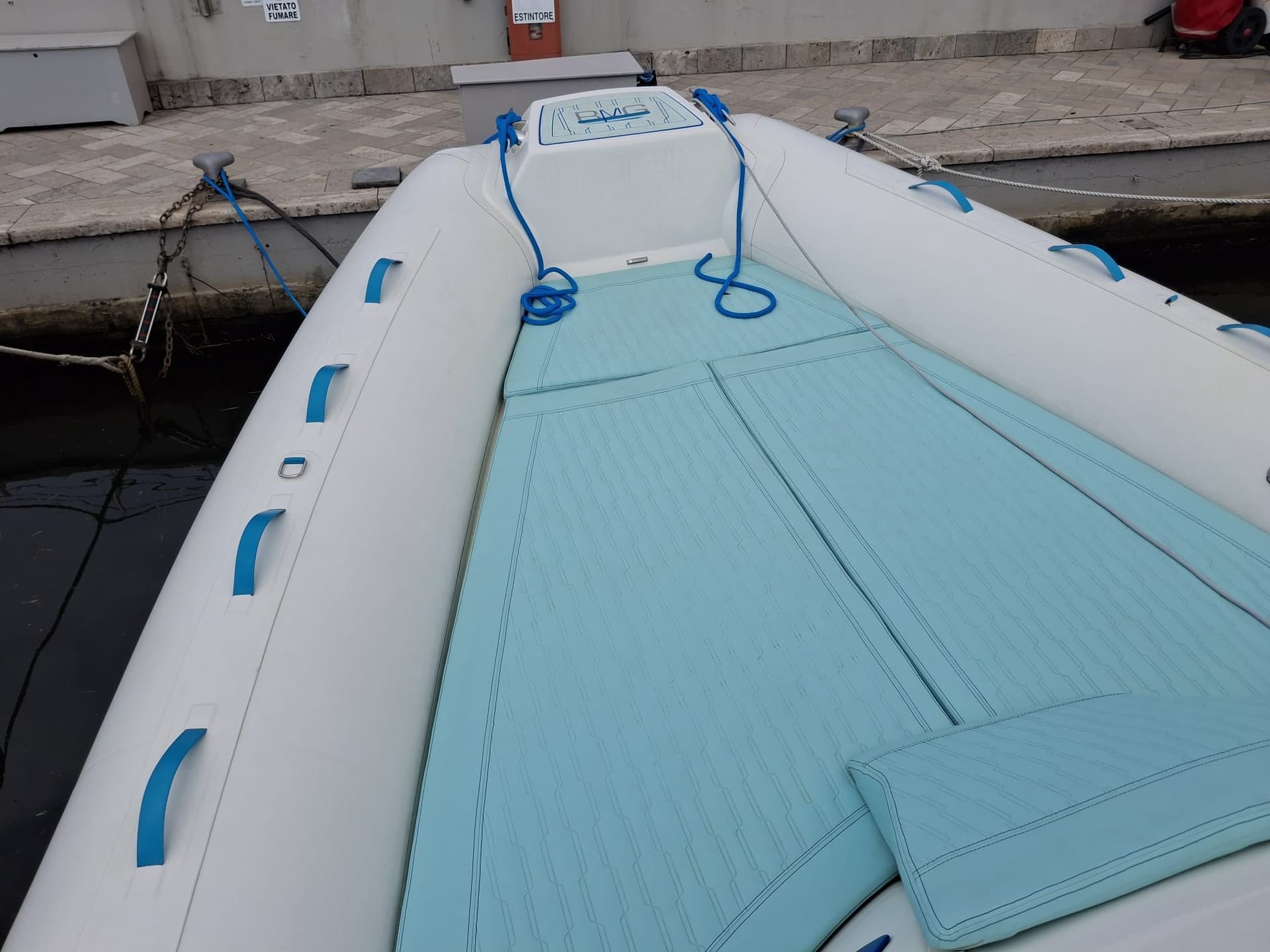 BMG Byron - Deck View BMG Byron - Deck View