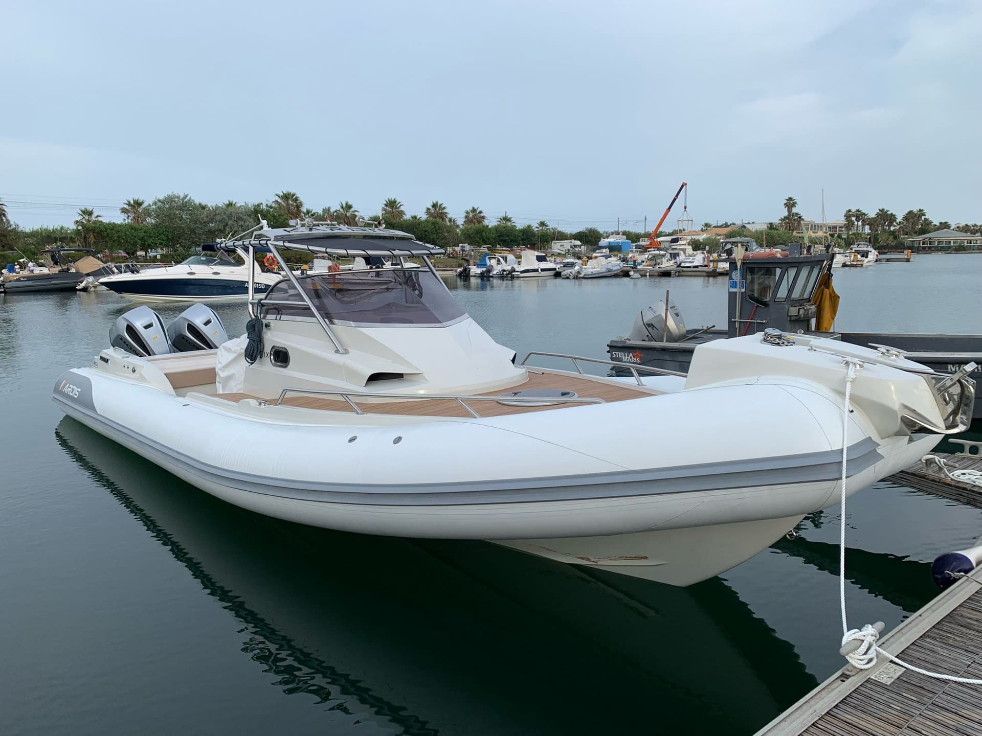 Kardis Matrix 37 - Interior View Kardis Matrix 37 - Interior View