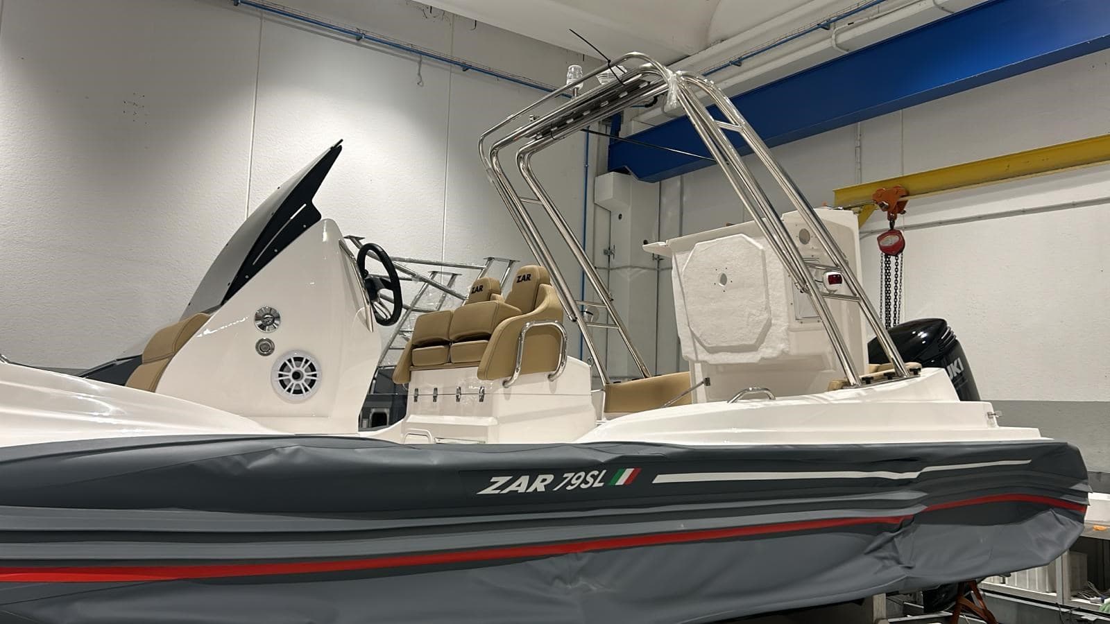 Formenti Zar 790 - Deck View Formenti Zar 790 - Deck View