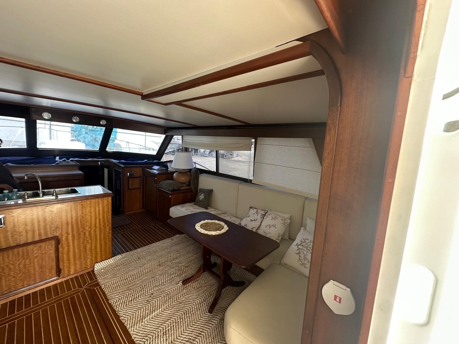 Hatteras HATTERAS 53 CONV. usato - foto hero 14