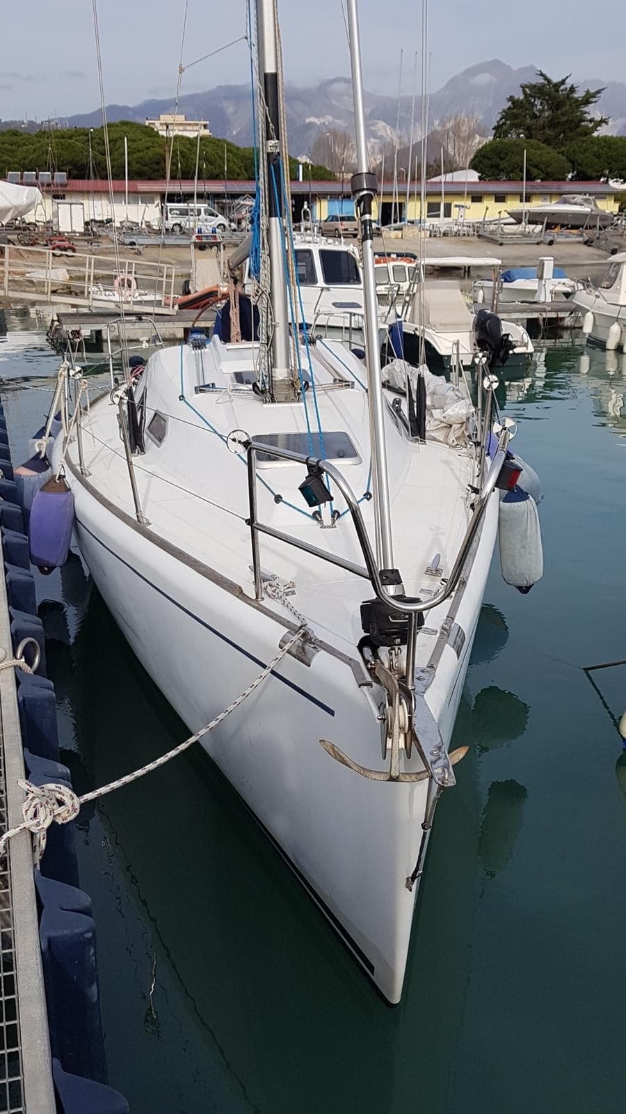 Comar Comet 33 - Interior View Comar Comet 33 - Interior View