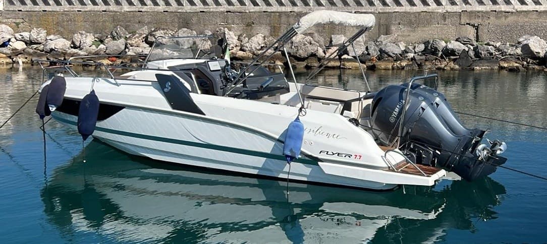Beneteau Flyer 7.7 Sundeck gebraucht - Detail 1