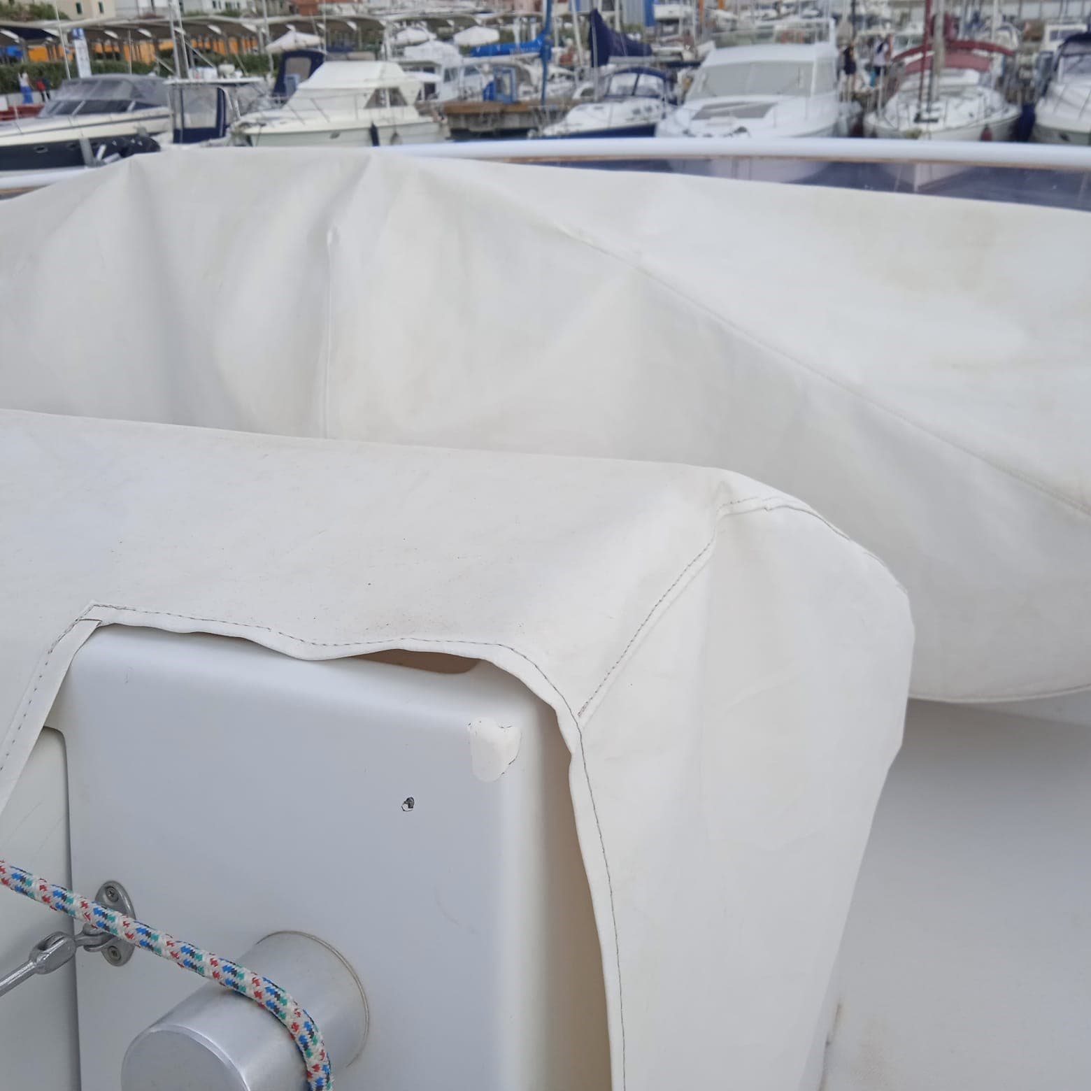 Raffaelli Supertyphoon - Deck View Raffaelli Supertyphoon - Deck View