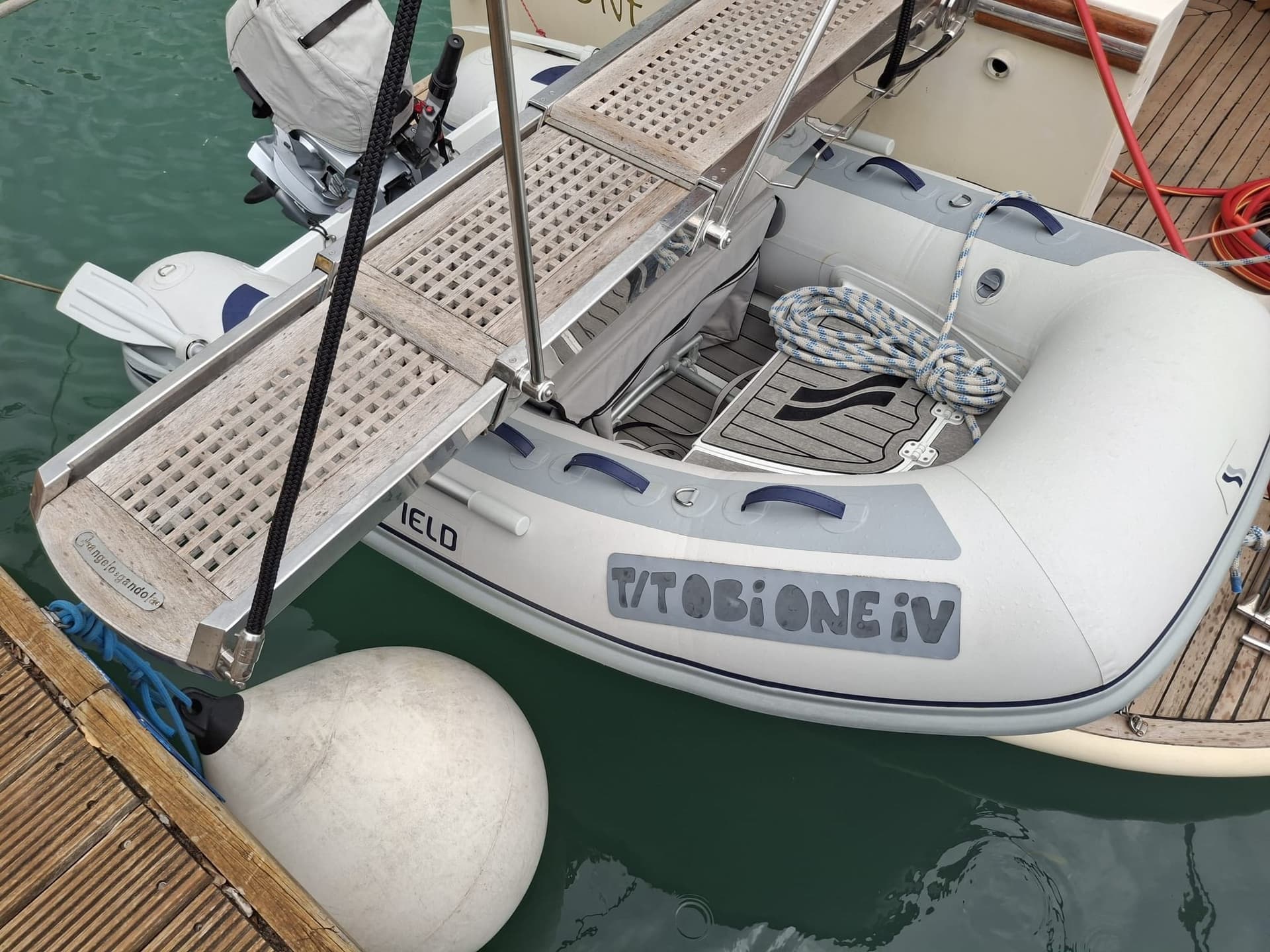 Cantieri Estensi 440 Goldstar Fly - Deck View Cantieri Estensi 440 Goldstar Fly - Deck View