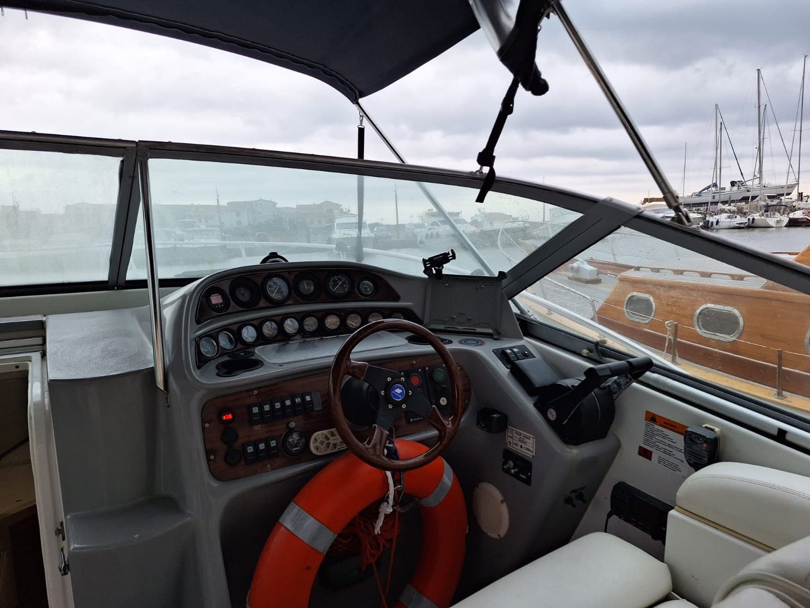Four Winns FOUR WINNS 295 Vista usato - foto hero 7