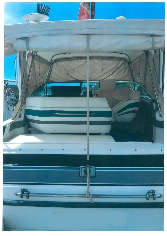 Formula 29 Pc - Interior View Formula 29 Pc - Interior View