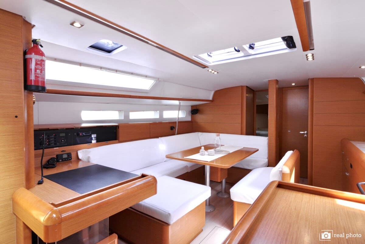 Jeanneau SUN ODYSSEY 519 d'occasion - image hero 8