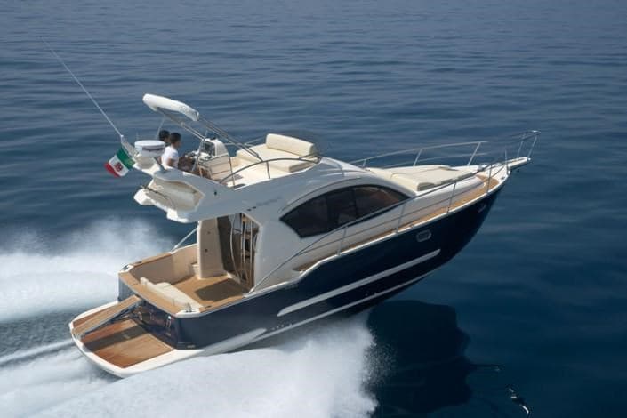 Portofino Marine 11 Fly - Deck View Portofino Marine 11 Fly - Deck View