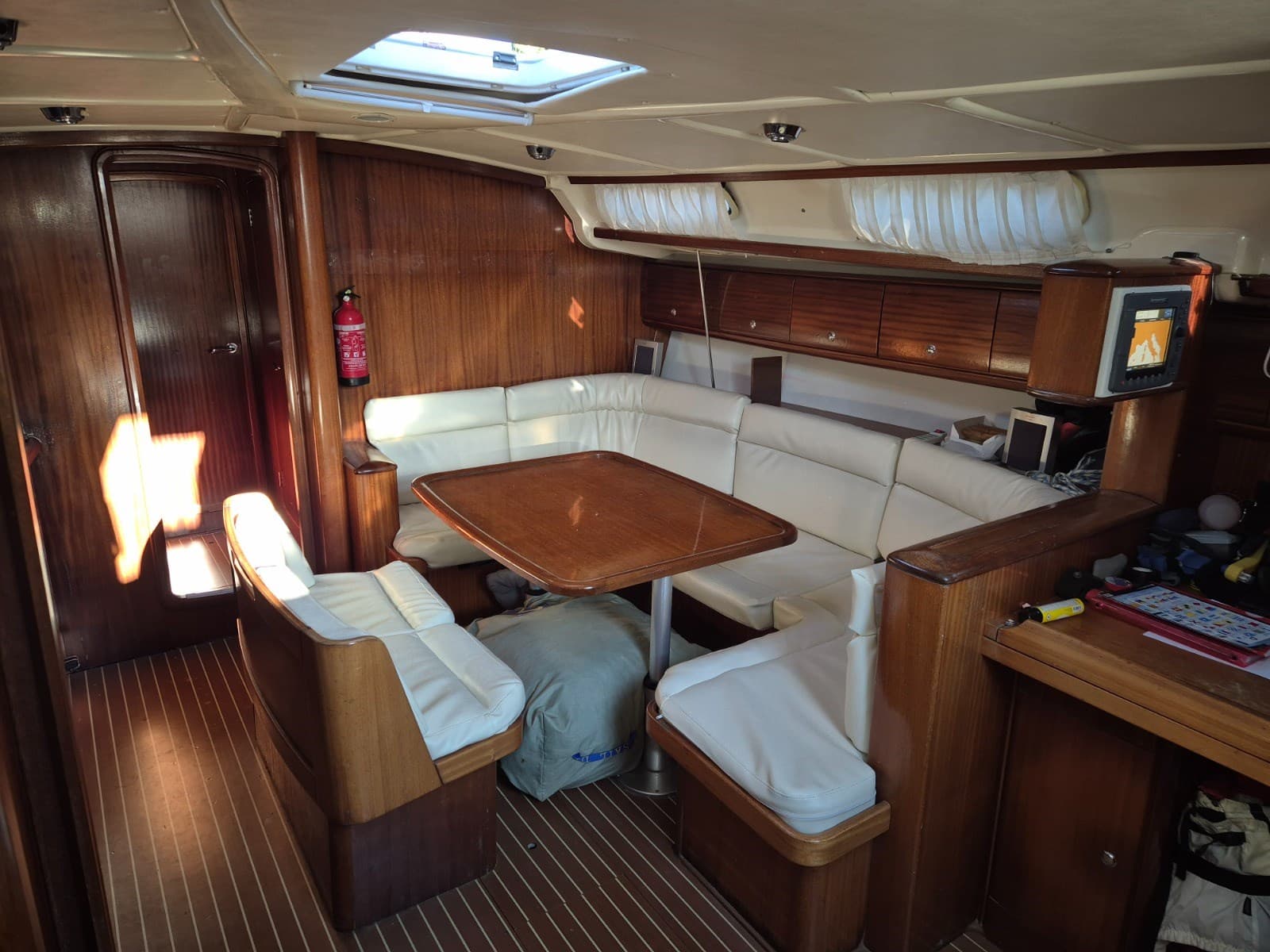 Bavaria Bavaria 44/2002 - Deck View Bavaria Bavaria 44/2002 - Deck View