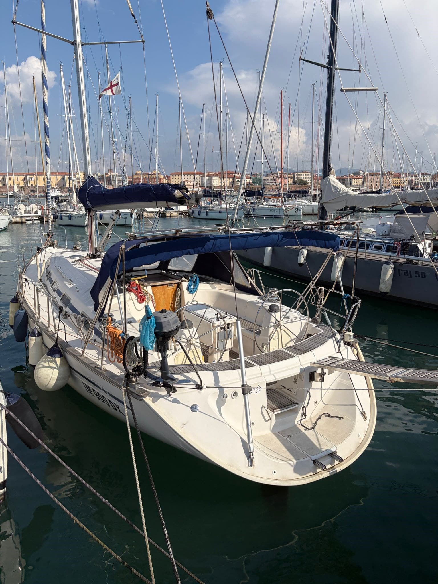 Bavaria Bavaria 44/2002 - Main View Bavaria Bavaria 44/2002 - Main View