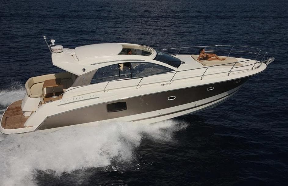 Prestige Prestige 440 S - Main View Prestige Prestige 440 S - Main View