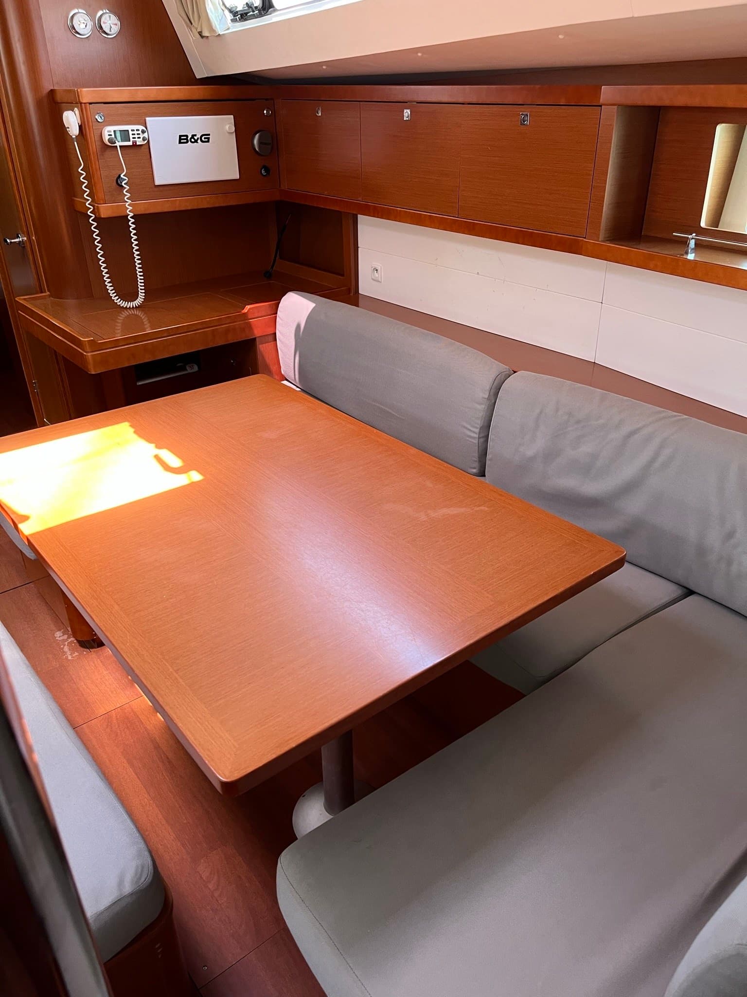 Beneteau OCEANIS 48 usato - foto hero 23