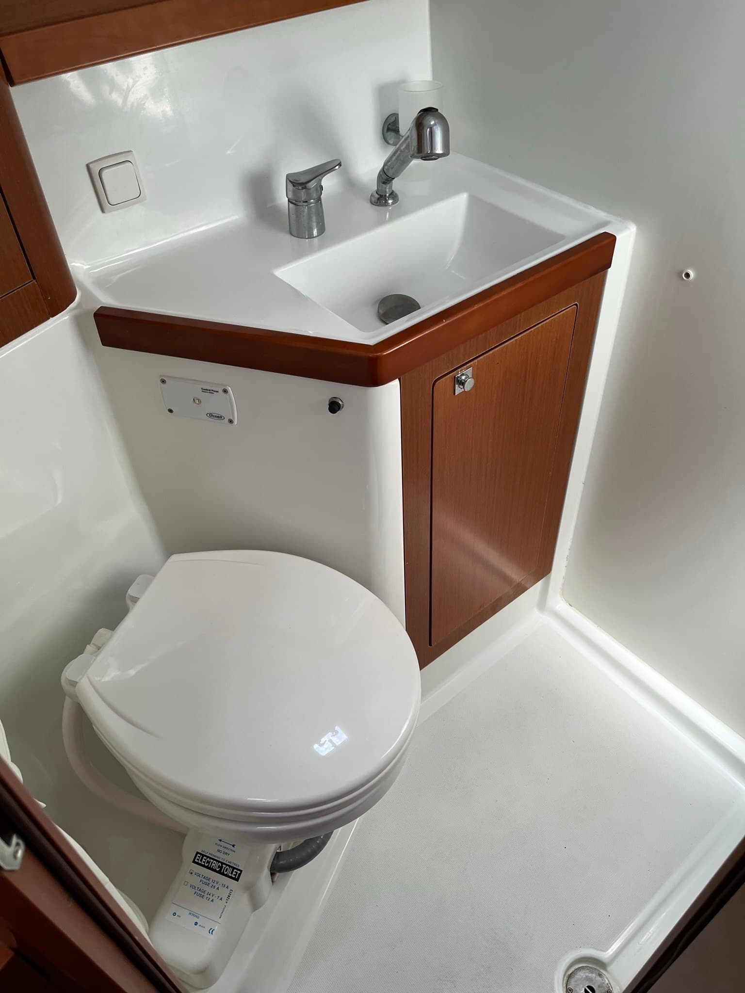Beneteau OCEANIS 48 usato - foto hero 22
