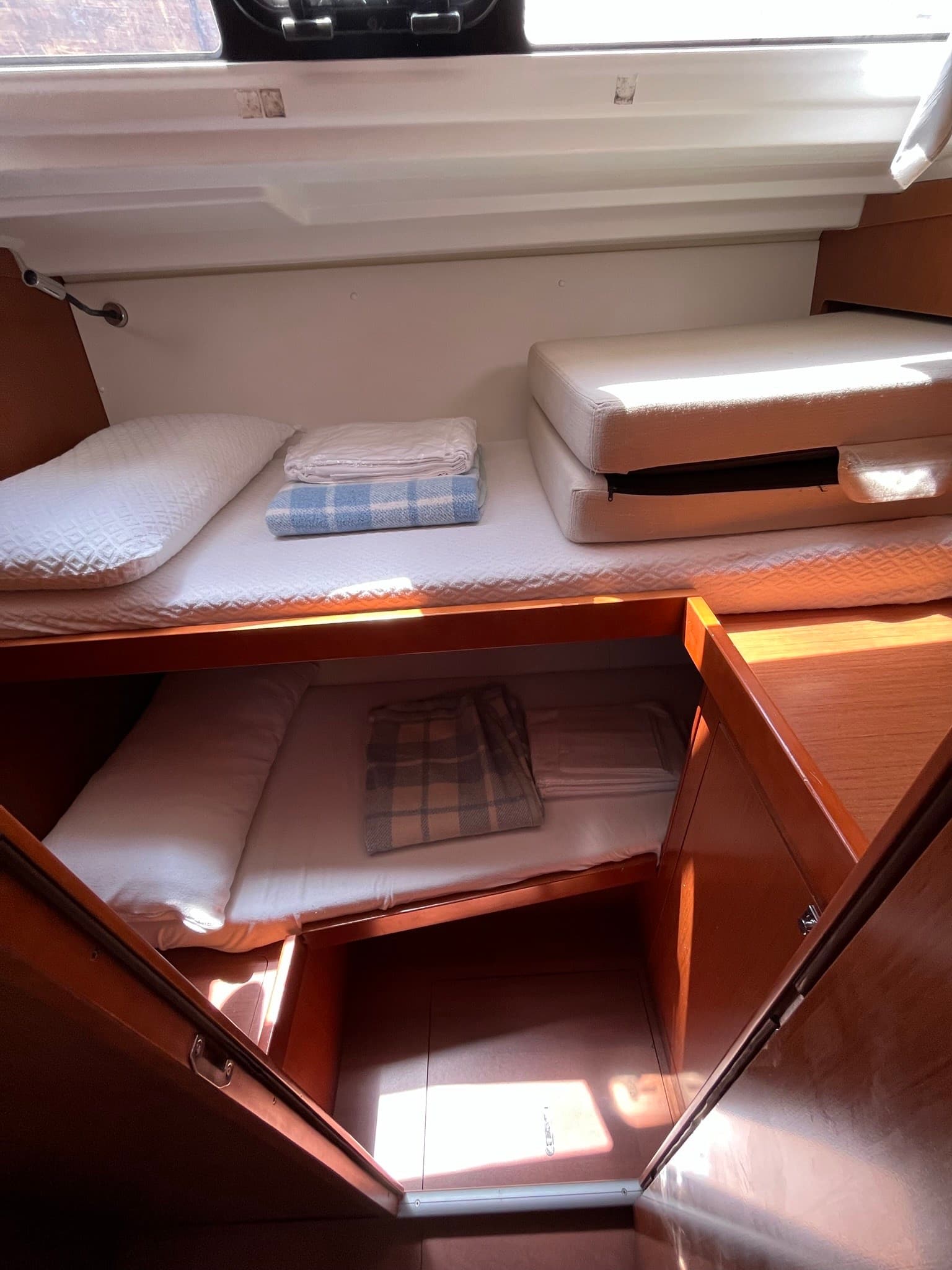 Beneteau OCEANIS 48 usato - foto hero 15