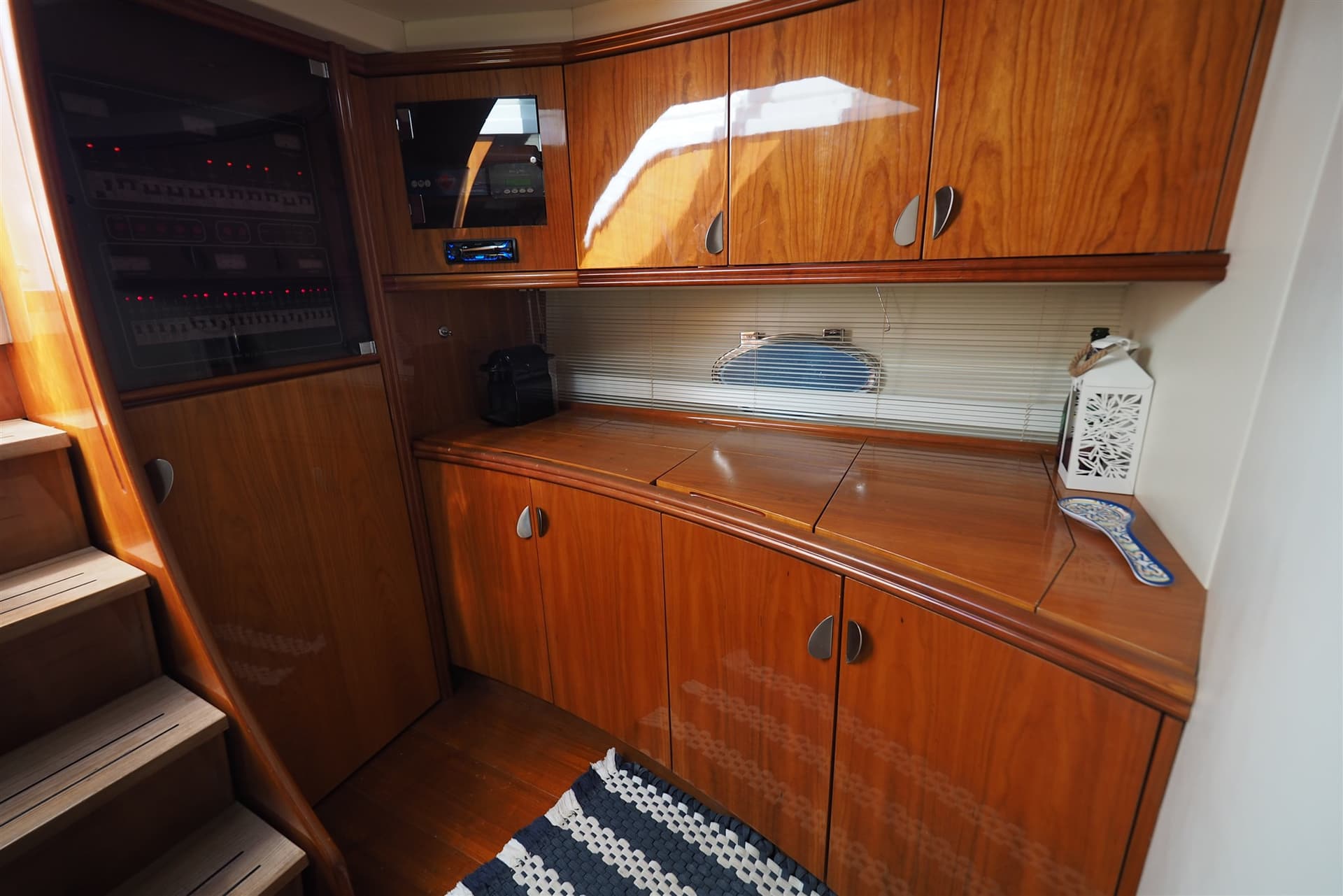 Pershing Pershing 45' Limited - Interior View Pershing Pershing 45' Limited - Interior View